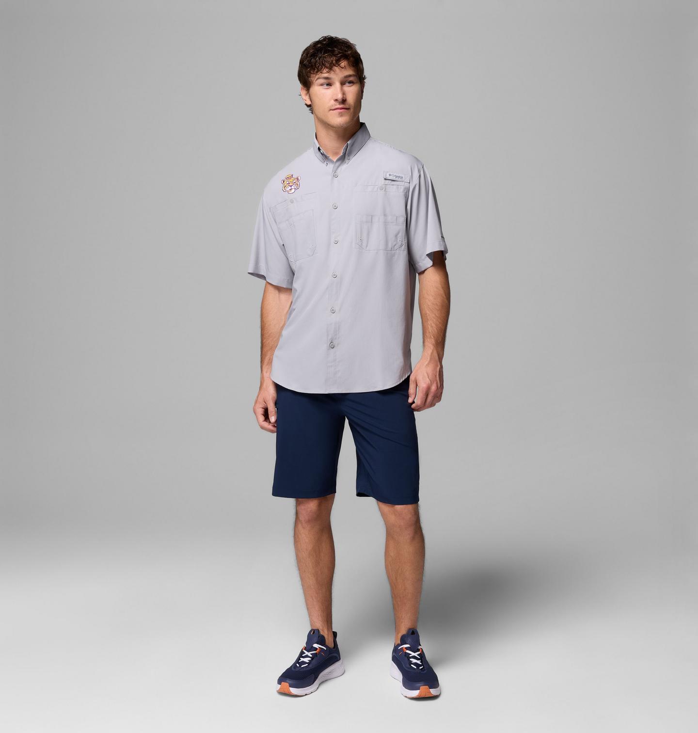Мужская рубашка Columbia Collegiate PFG Tamiami Short Sleeve Shirt - LSU, цвет: Серый — фото 2