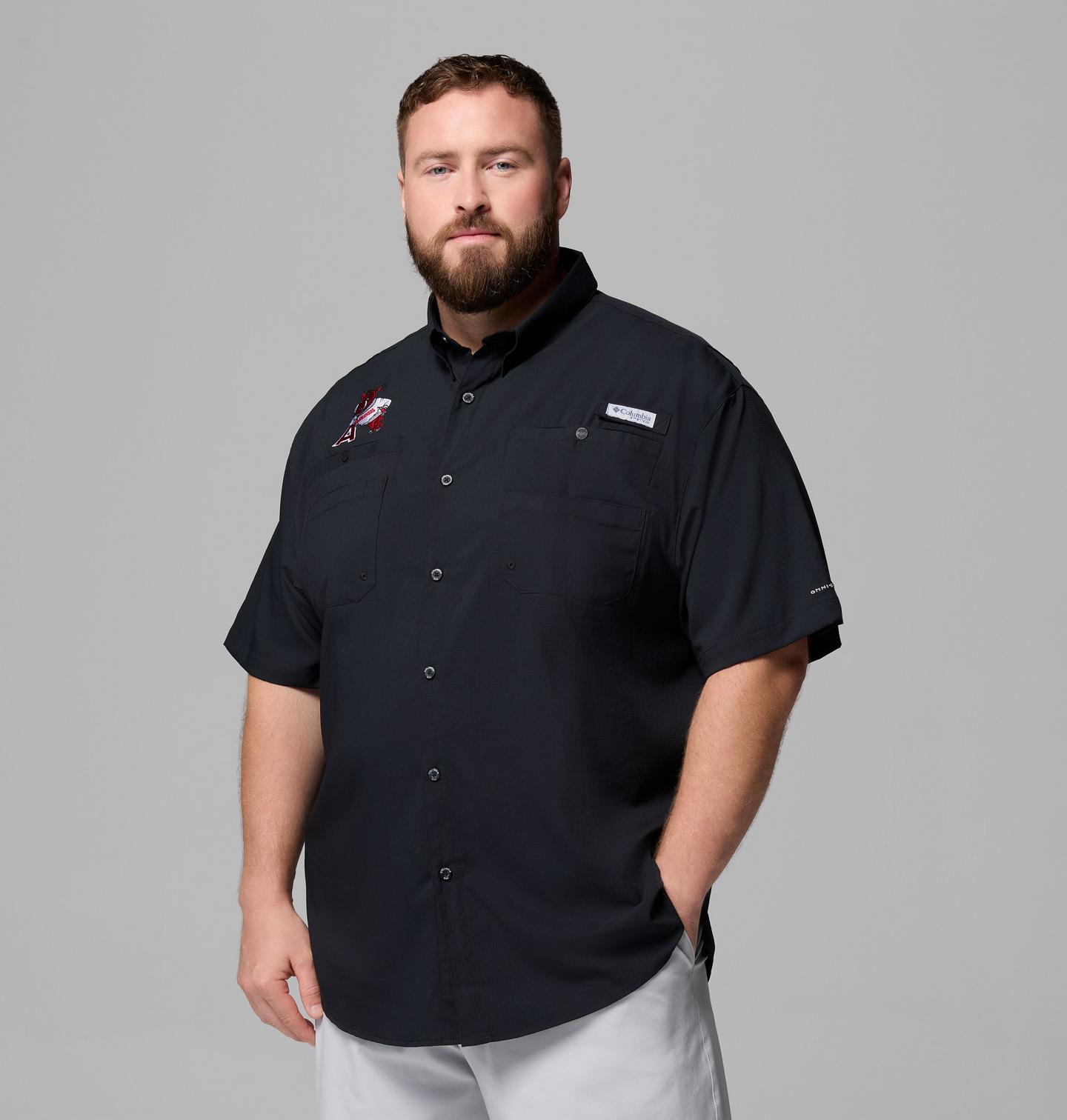 Мужская рубашка Columbia Collegiate PFG Tamiami Short Sleeve Shirt - Big - Arkansas, цвет: Чёрный — фото 4