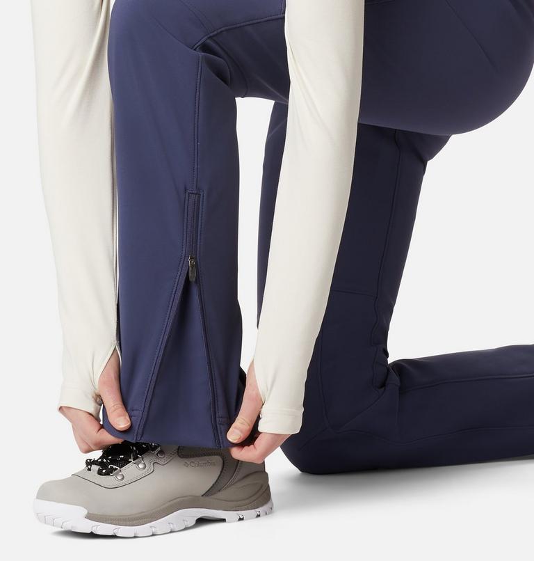 Women&rsquo;s Back Beauty Heat Straight Leg Pant, Color: Nocturnal, image 7