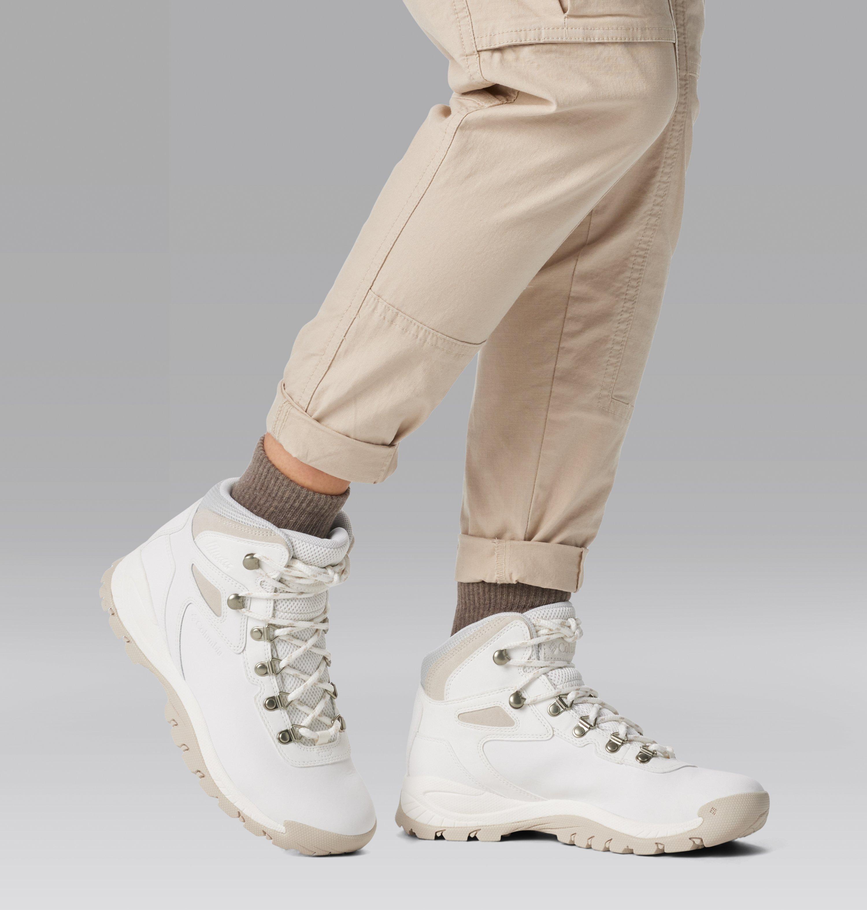 Women’s Newton Ridge Plus Waterproof Hiking Boot 11