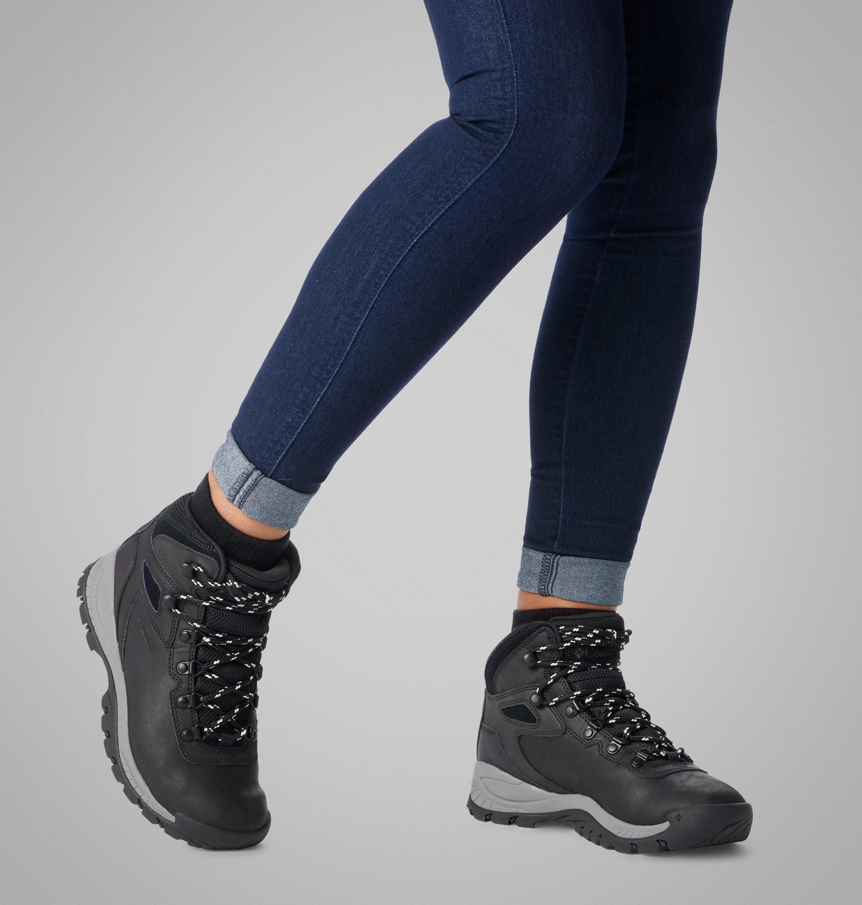 Women's Newton Ridge Plus Waterproof Hiking Boot - Wide 10