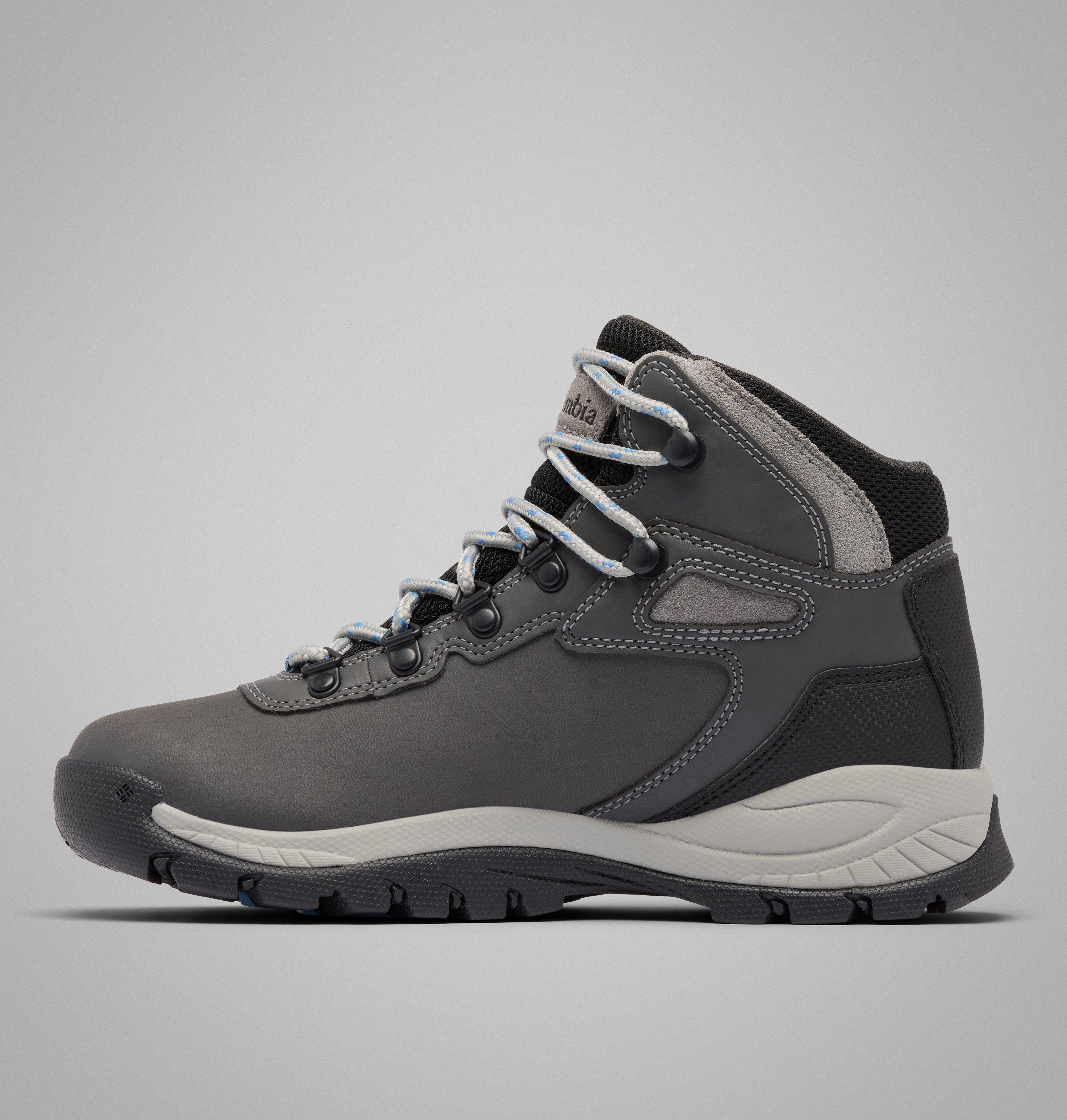 Women's Newton Ridge Plus Waterproof Hiking Boot - Wide 6