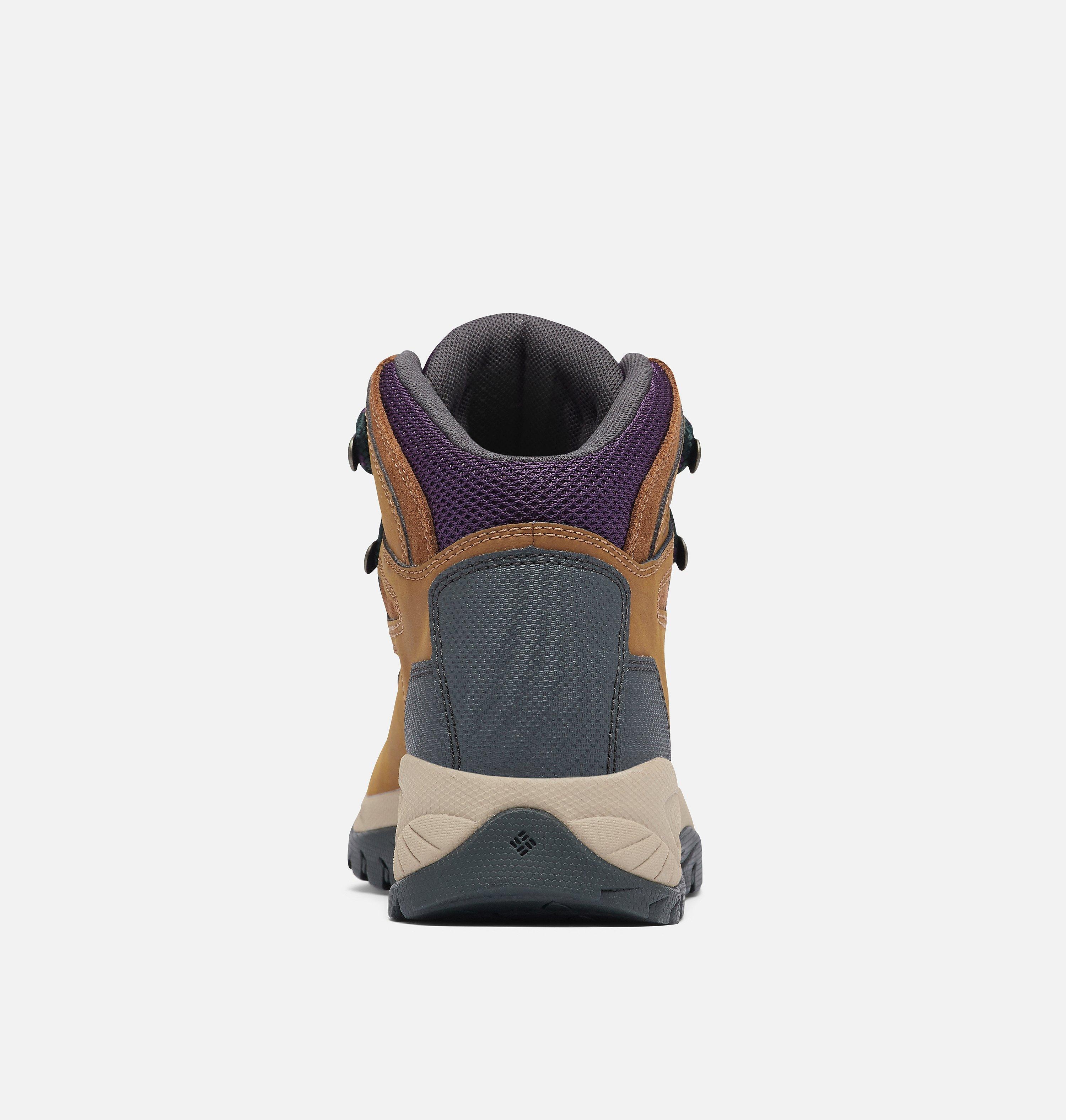 Women's Newton Ridge Plus Waterproof Hiking Boot - Wide 8
