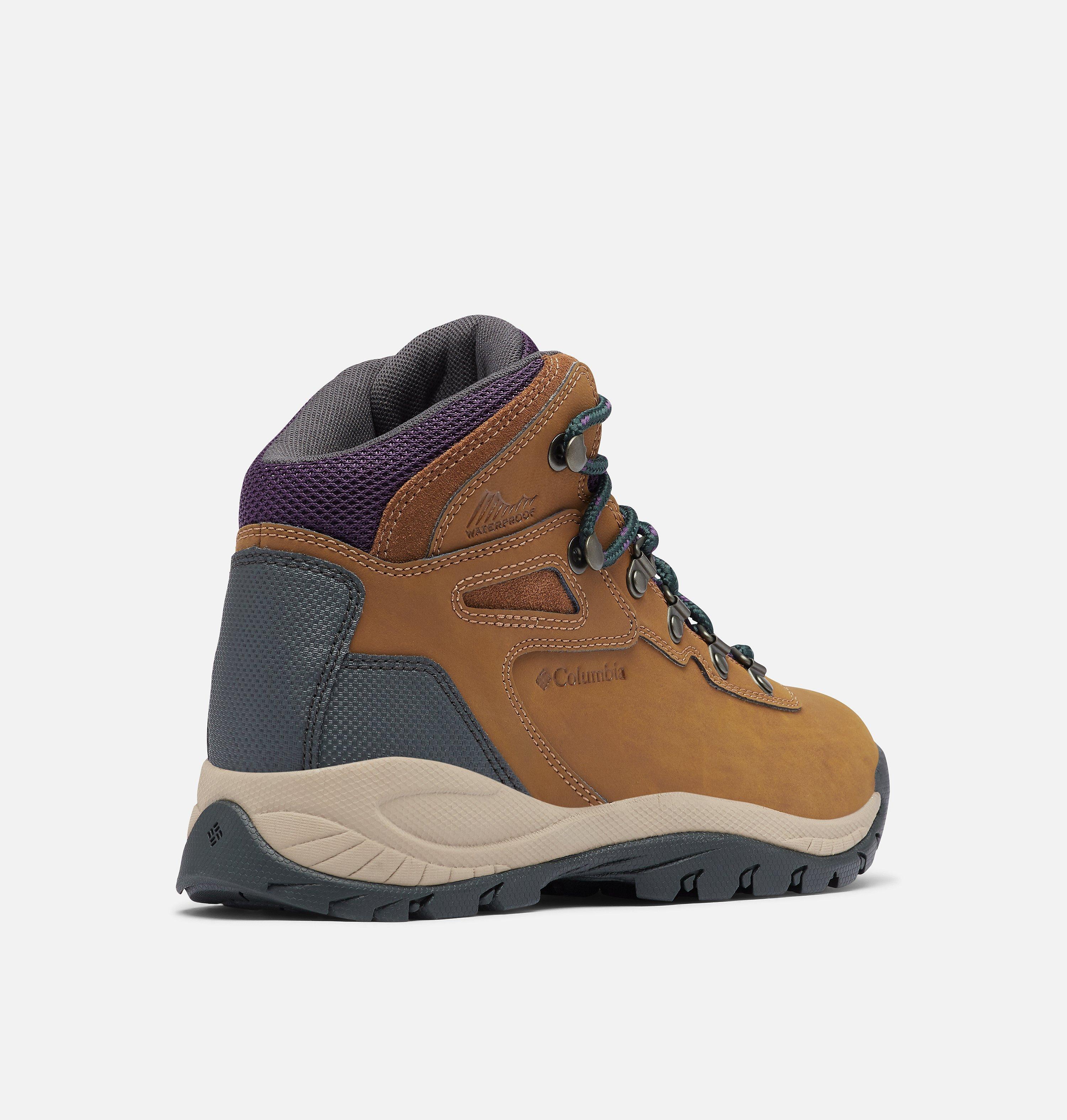 Women's Newton Ridge Plus Waterproof Hiking Boot - Wide 9
