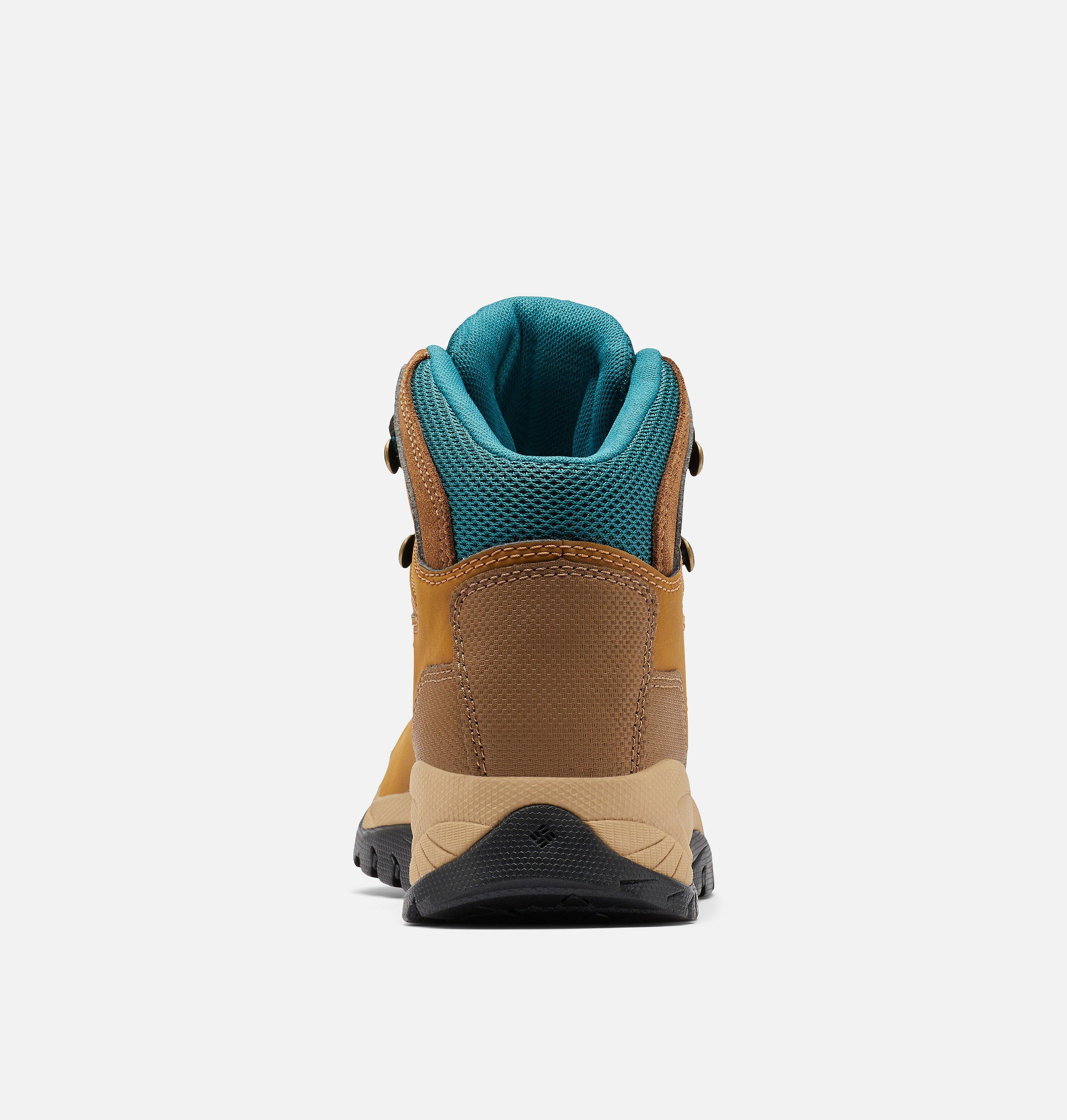 Women's Newton Ridge Plus Waterproof Hiking Boot - Wide 2