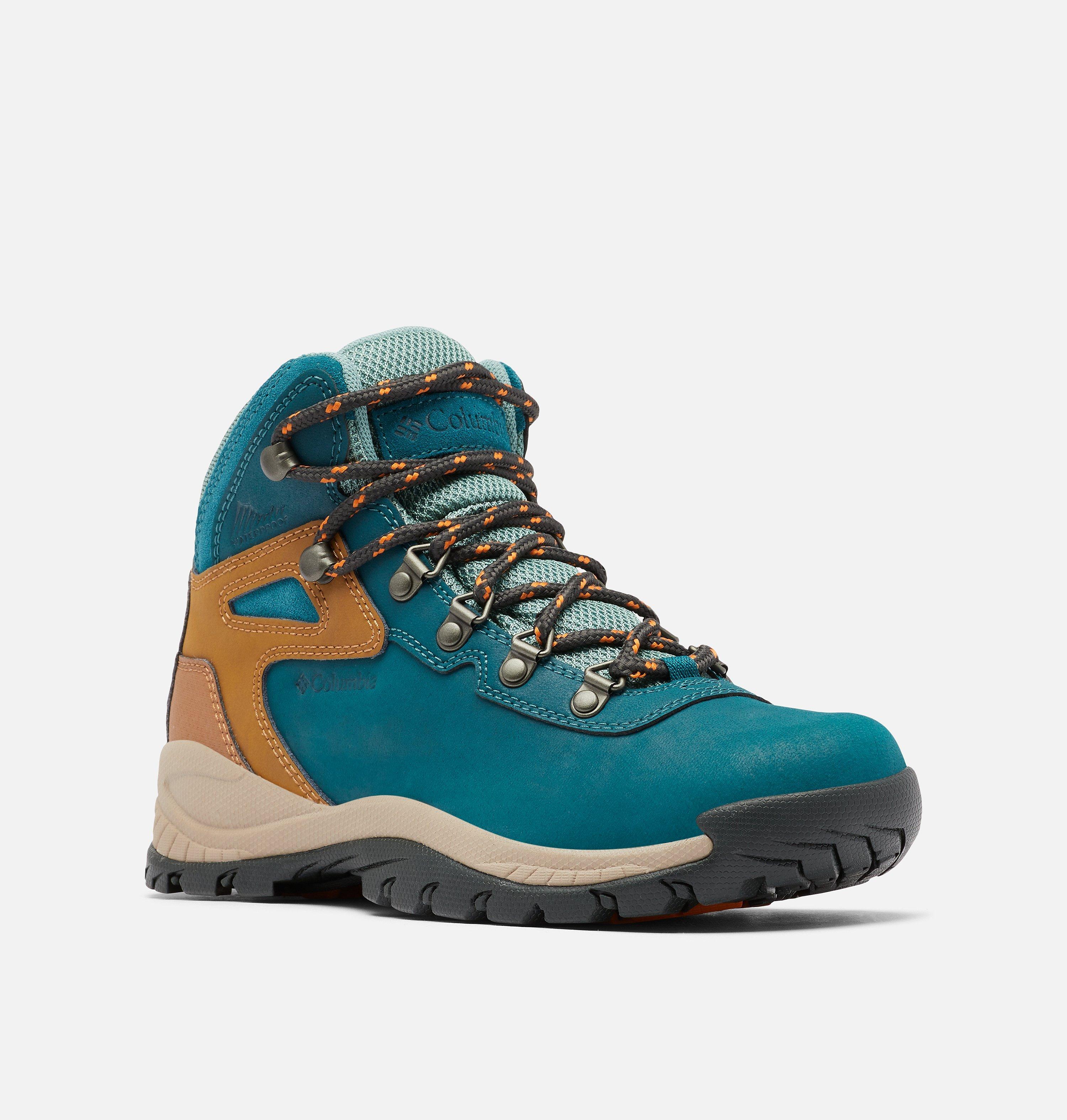 Women's Newton Ridge Plus Waterproof Hiking Boot - Wide 2