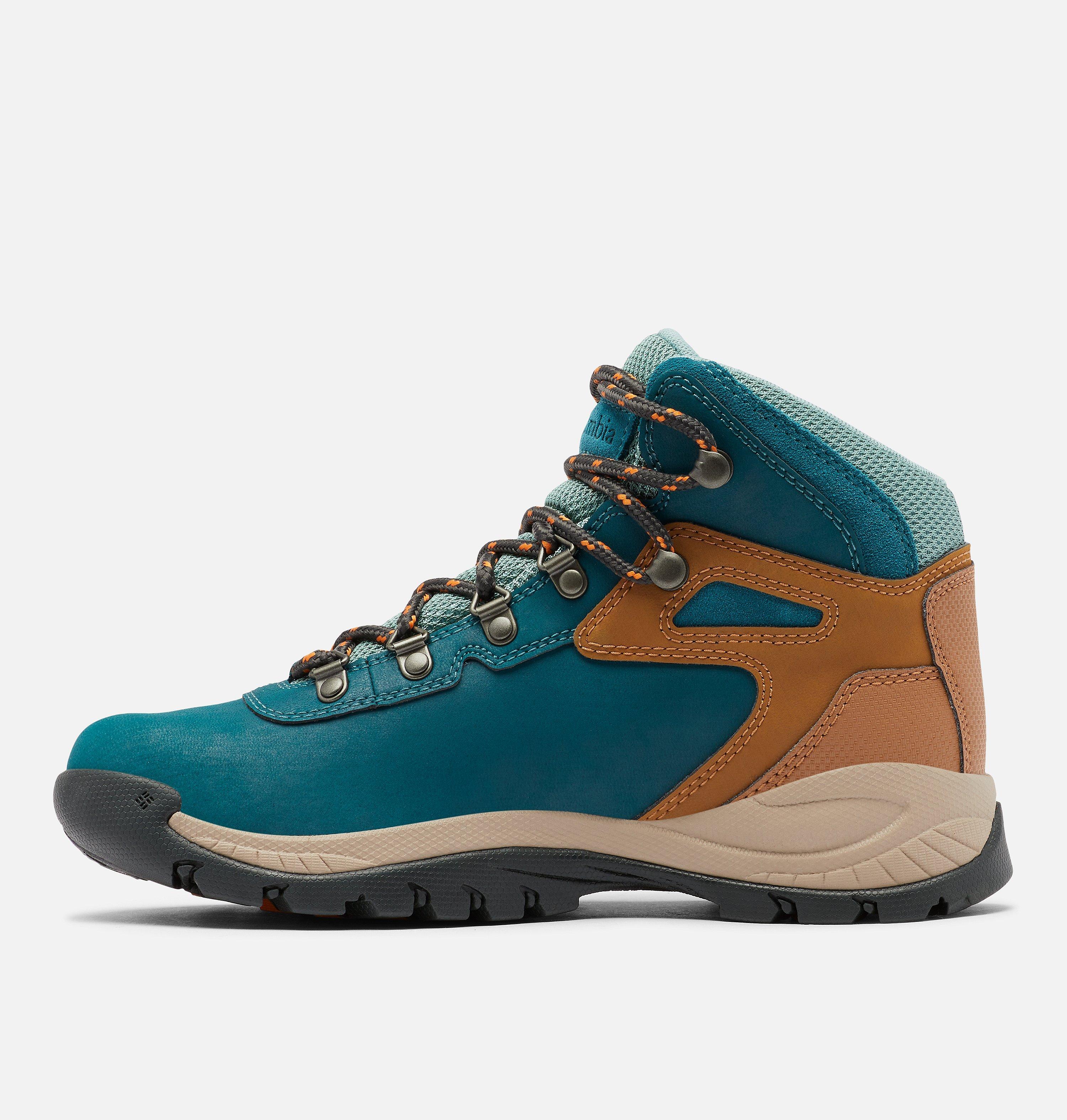 Women's Newton Ridge Plus Waterproof Hiking Boot - Wide 5