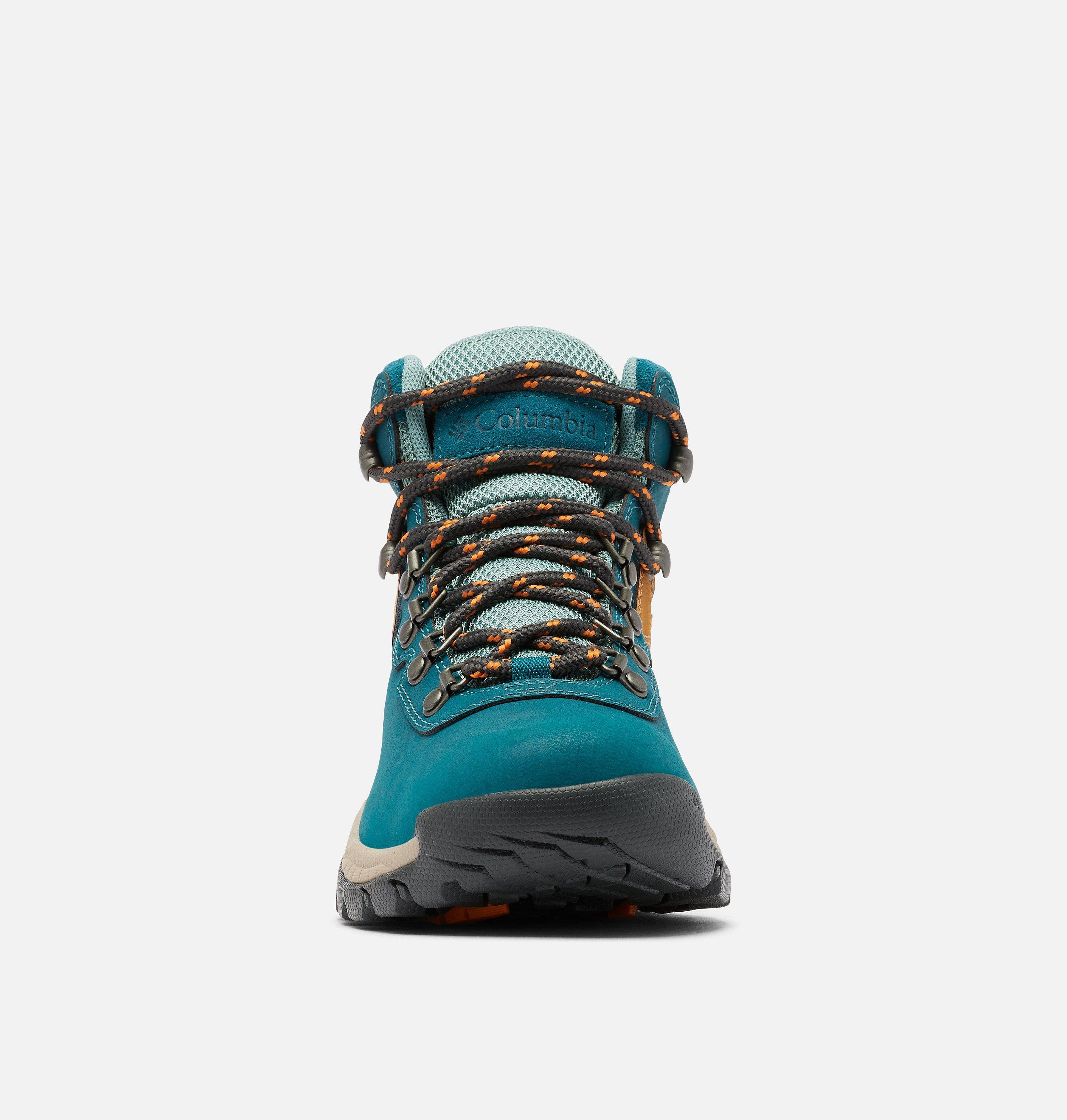 Women's Newton Ridge Plus Waterproof Hiking Boot - Wide 7