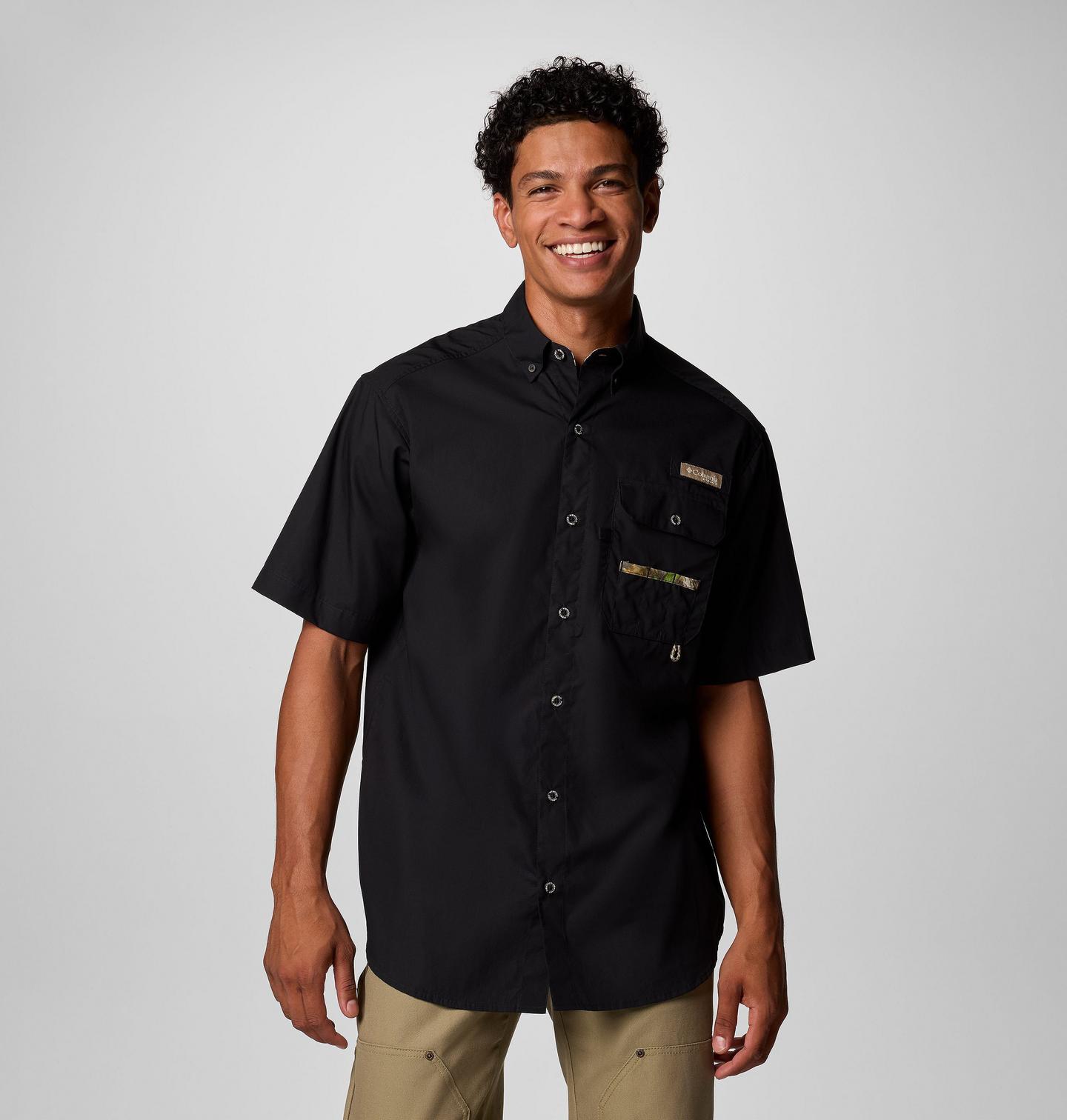 Мужская рубашка Columbia PHG Sharptail Short Sleeve, цвет: Чёрный / Камуфляж — фото 1