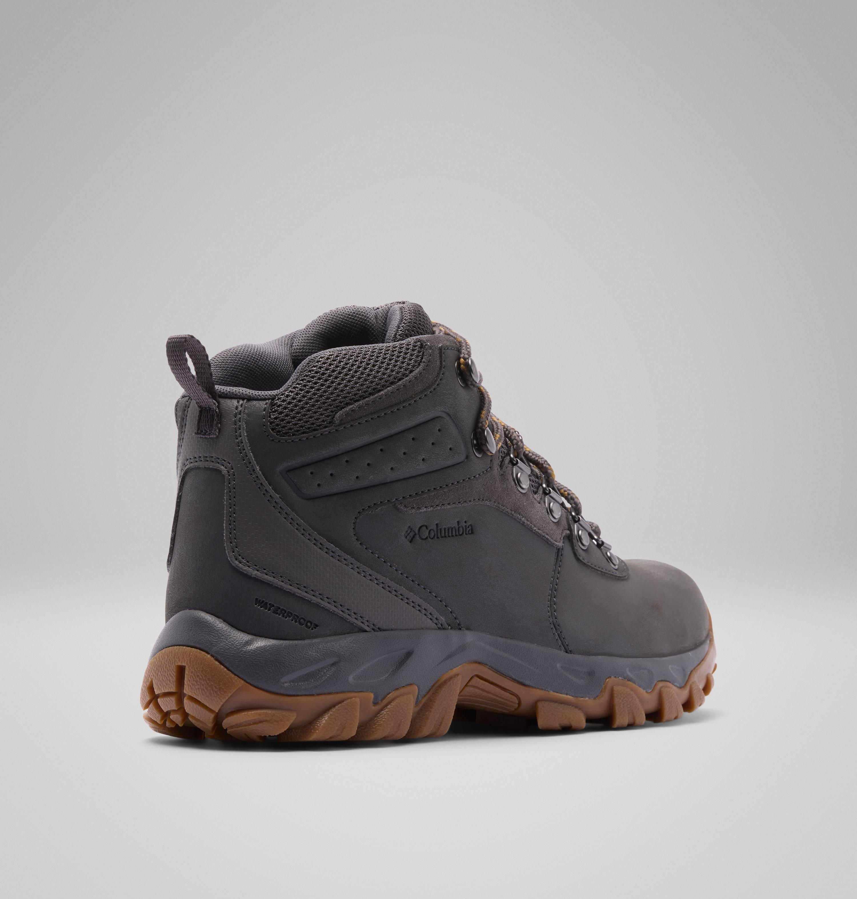 Men’s Newton Ridge Plus II Waterproof Hiking Boot | 091 | 15 9