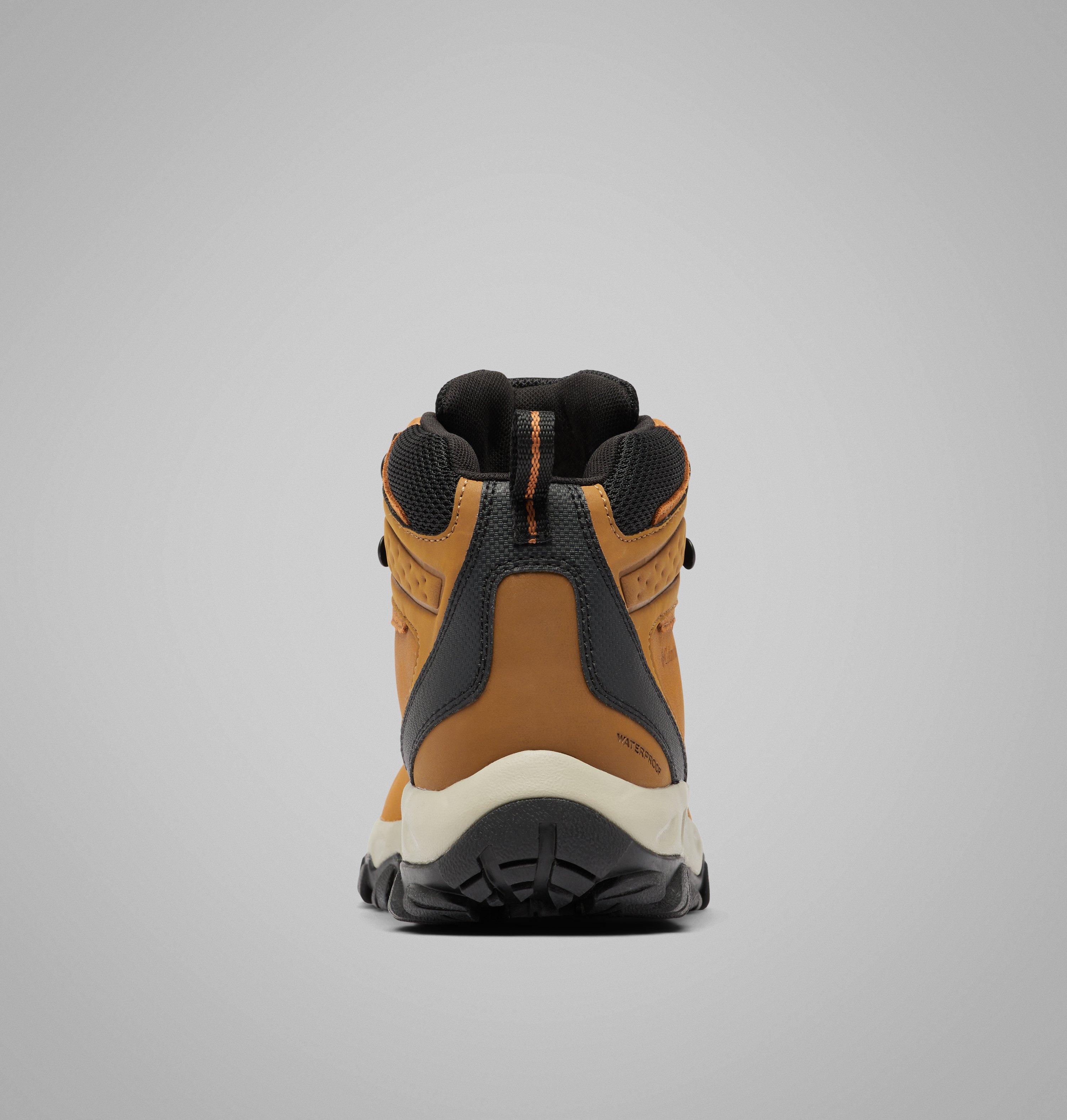 Men’s Newton Ridge Plus II Waterproof Hiking Boot 10