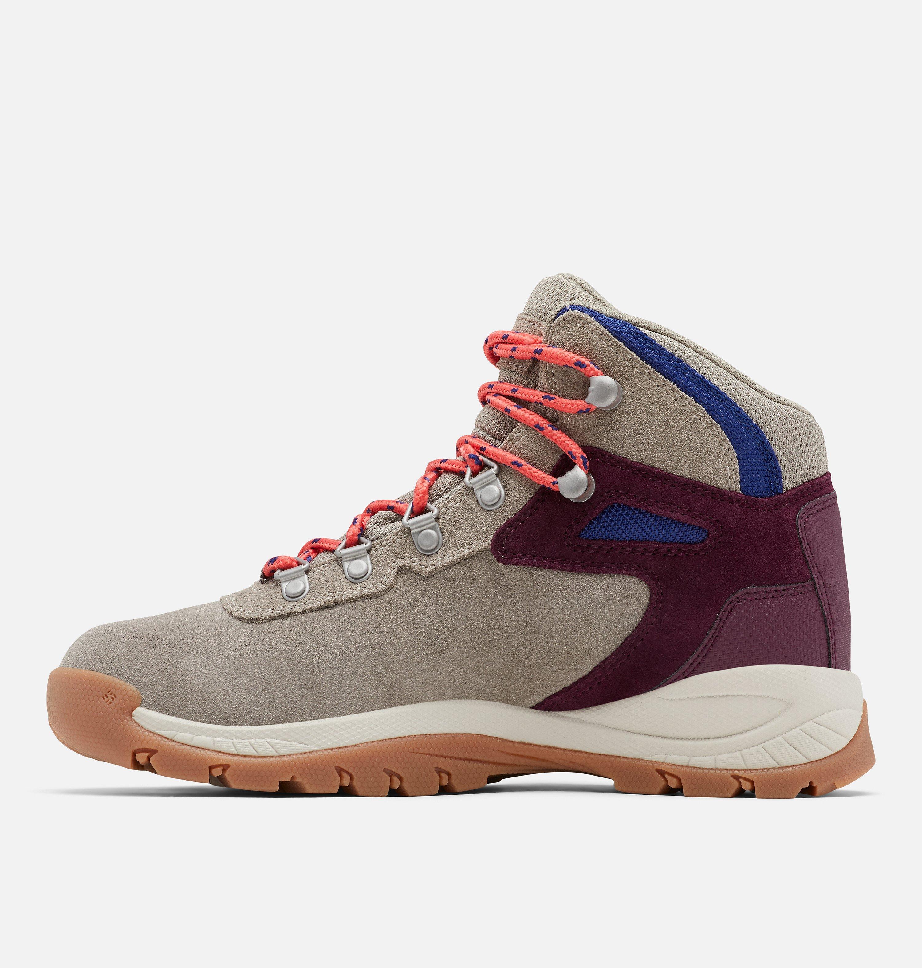 Women’s Newton Ridge Plus Waterproof Amped Hiking Boot 5