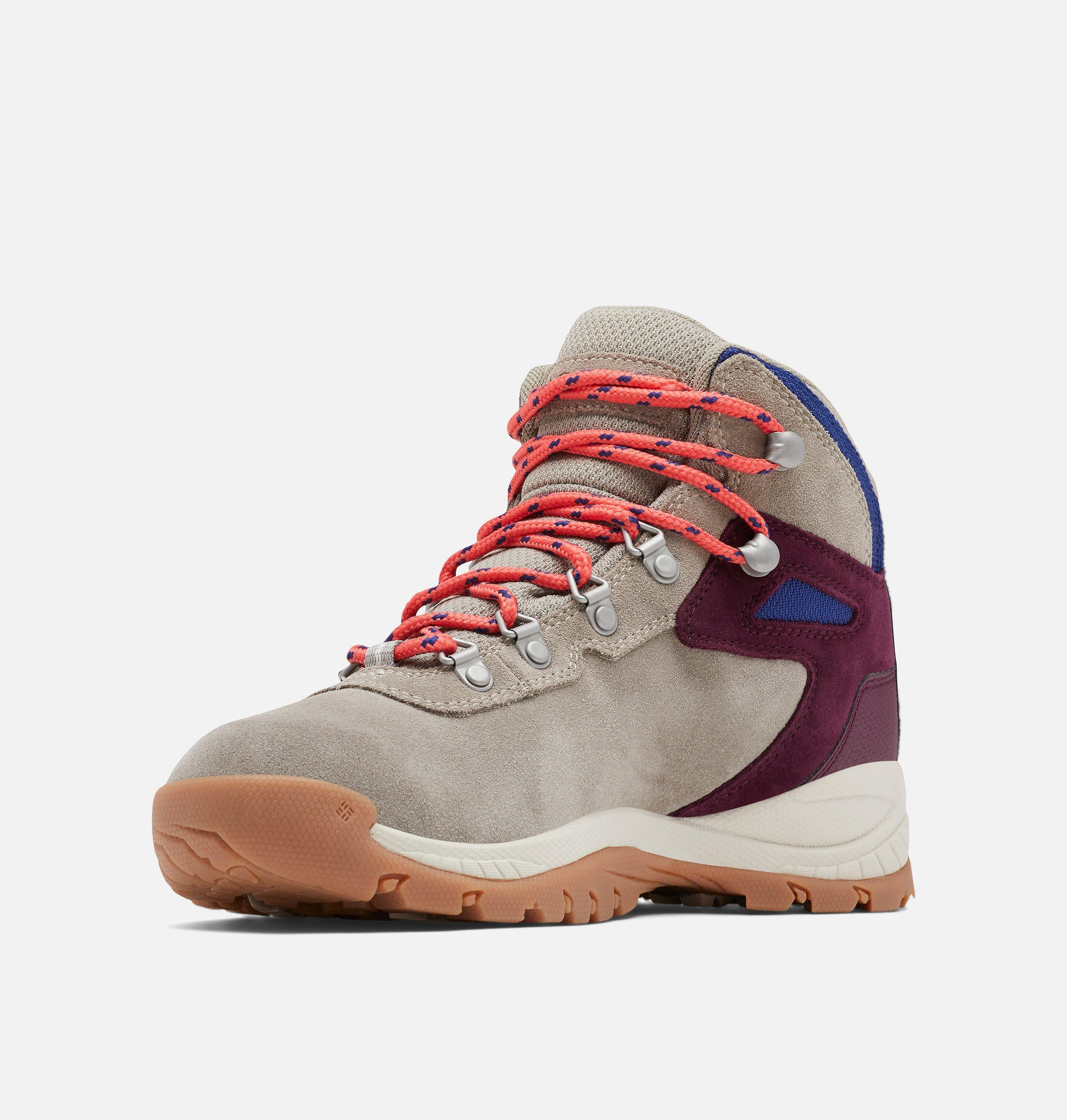 Women’s Newton Ridge Plus Waterproof Amped Hiking Boot 6
