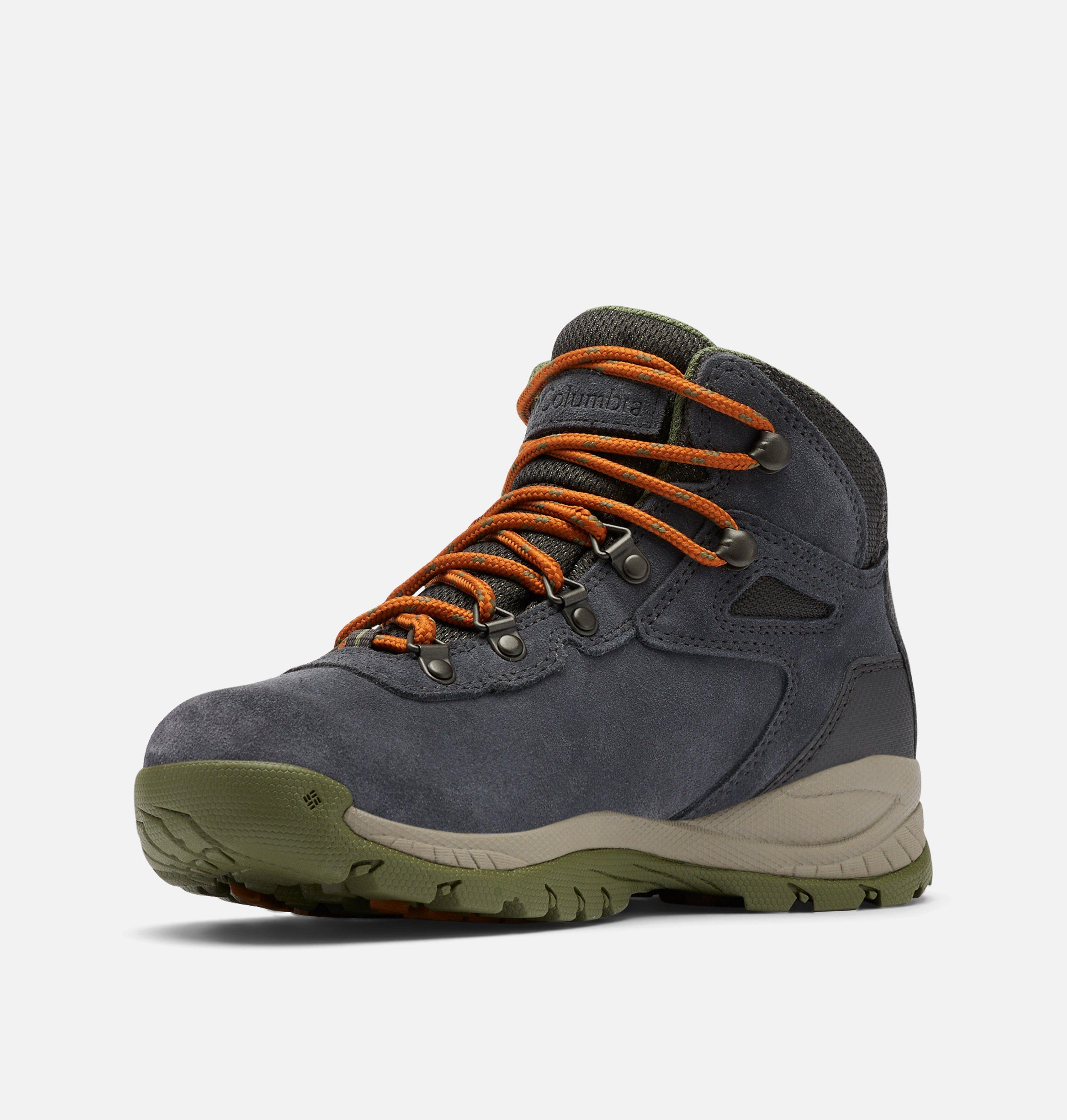 Women’s Newton Ridge Plus Waterproof Amped Hiking Boot 6