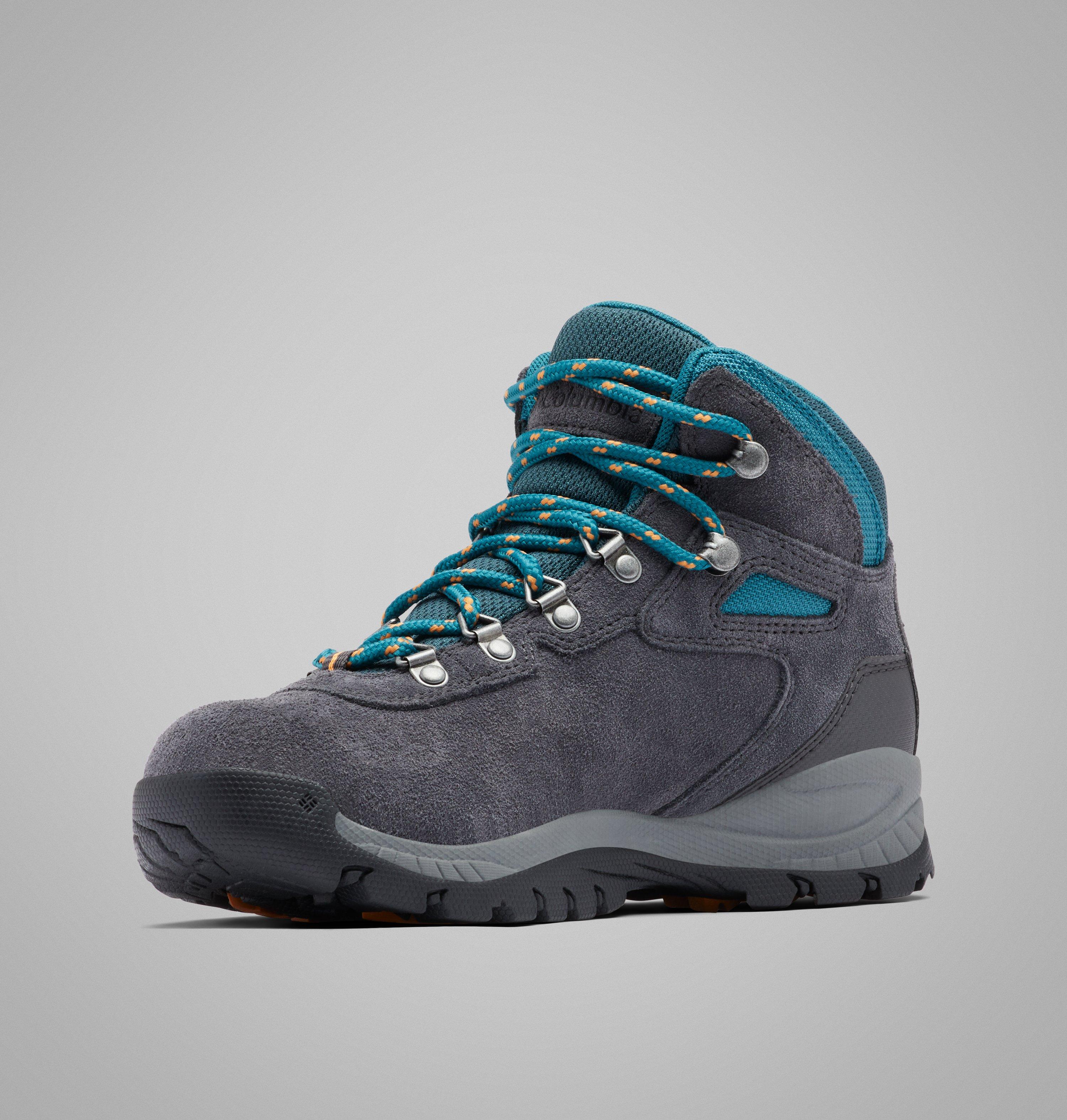 Women’s Newton Ridge Plus Waterproof Amped Hiking Boot 6