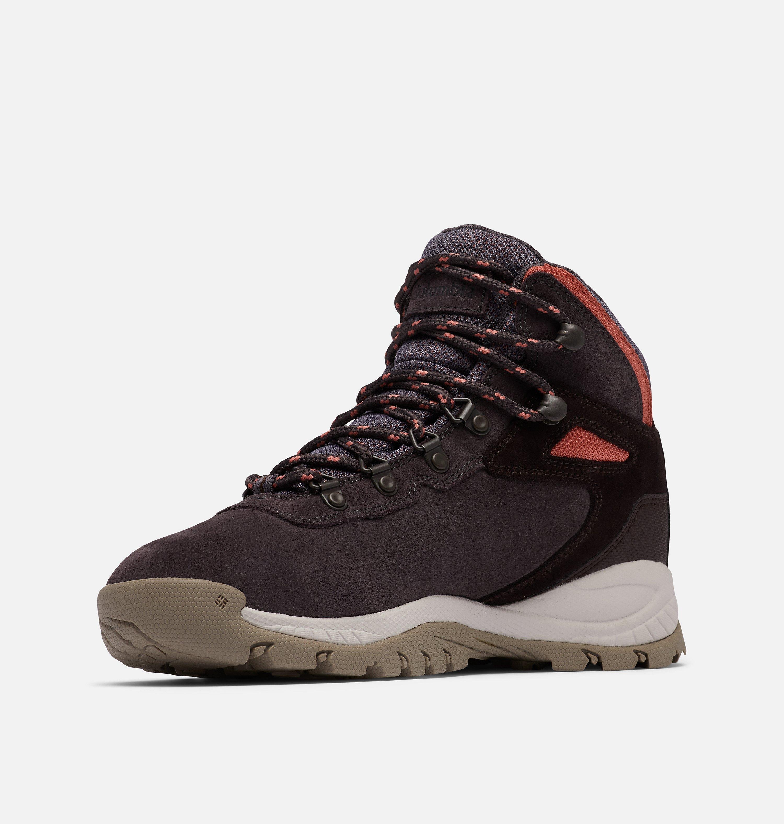 Women’s Newton Ridge Plus Waterproof Amped Hiking Boot 6