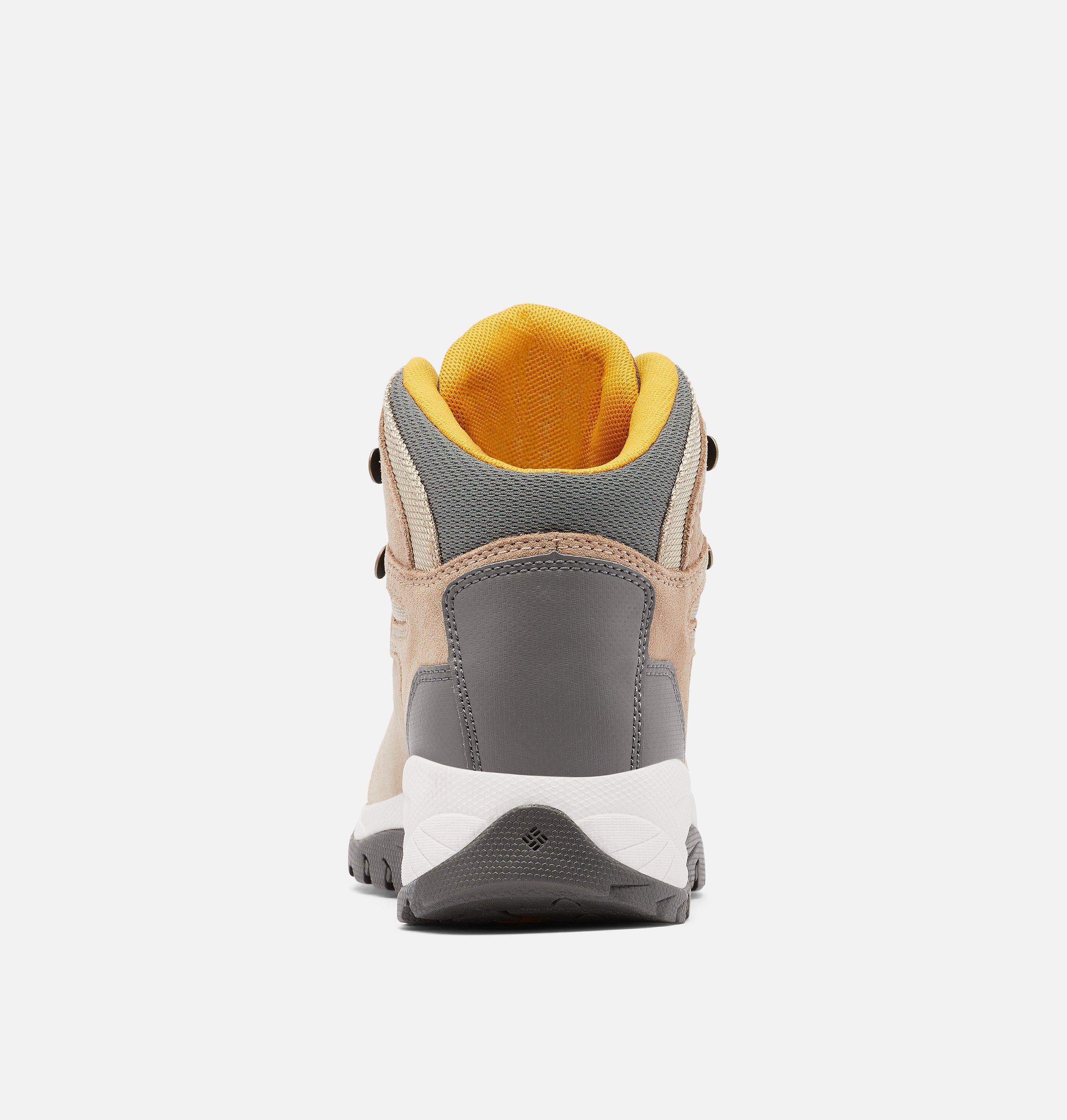Women’s Newton Ridge Plus Waterproof Amped Hiking Boot 8