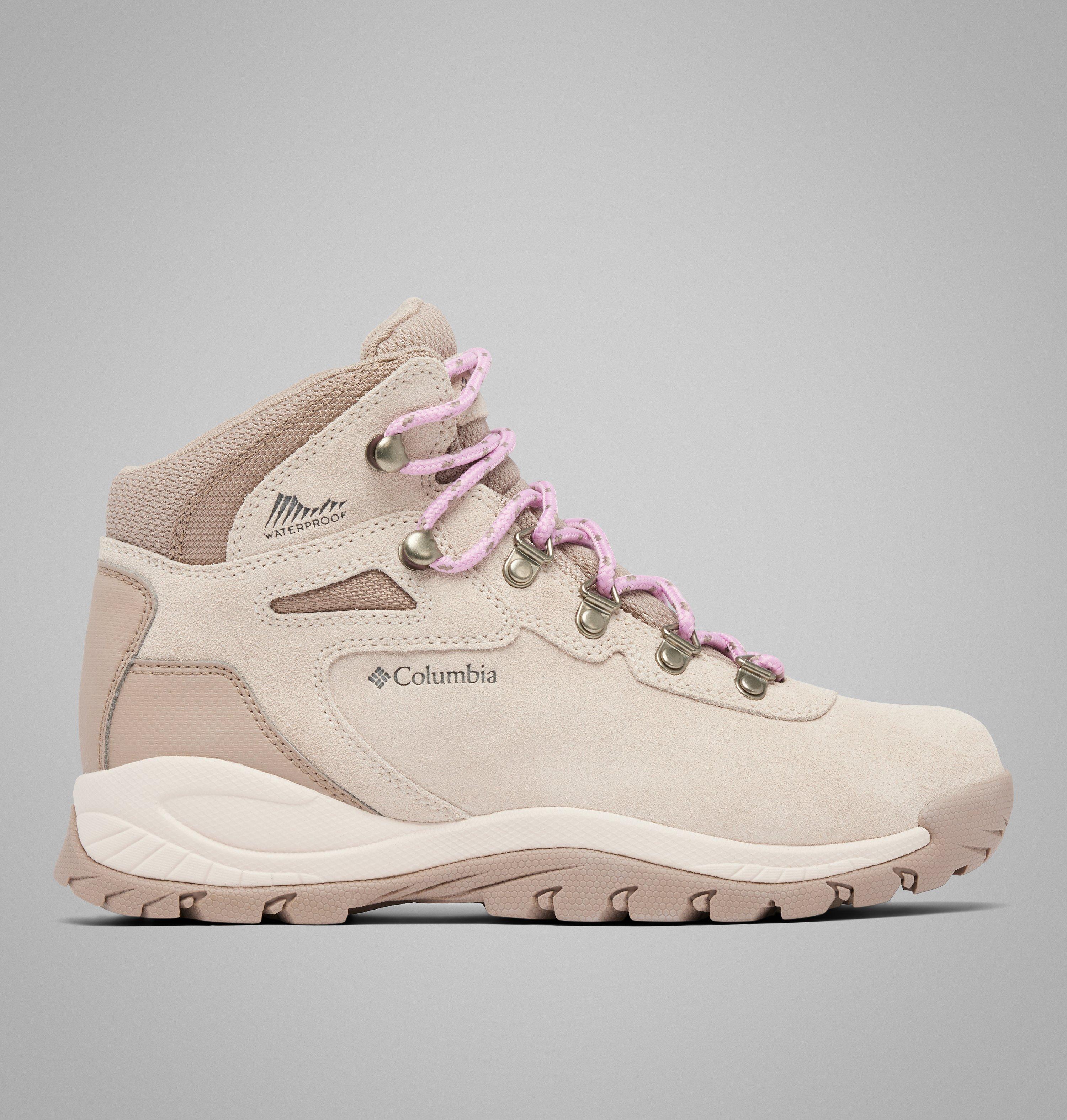 Columbia Women s Newton Ridge  Plus Waterproof Amped Hiking Boot-