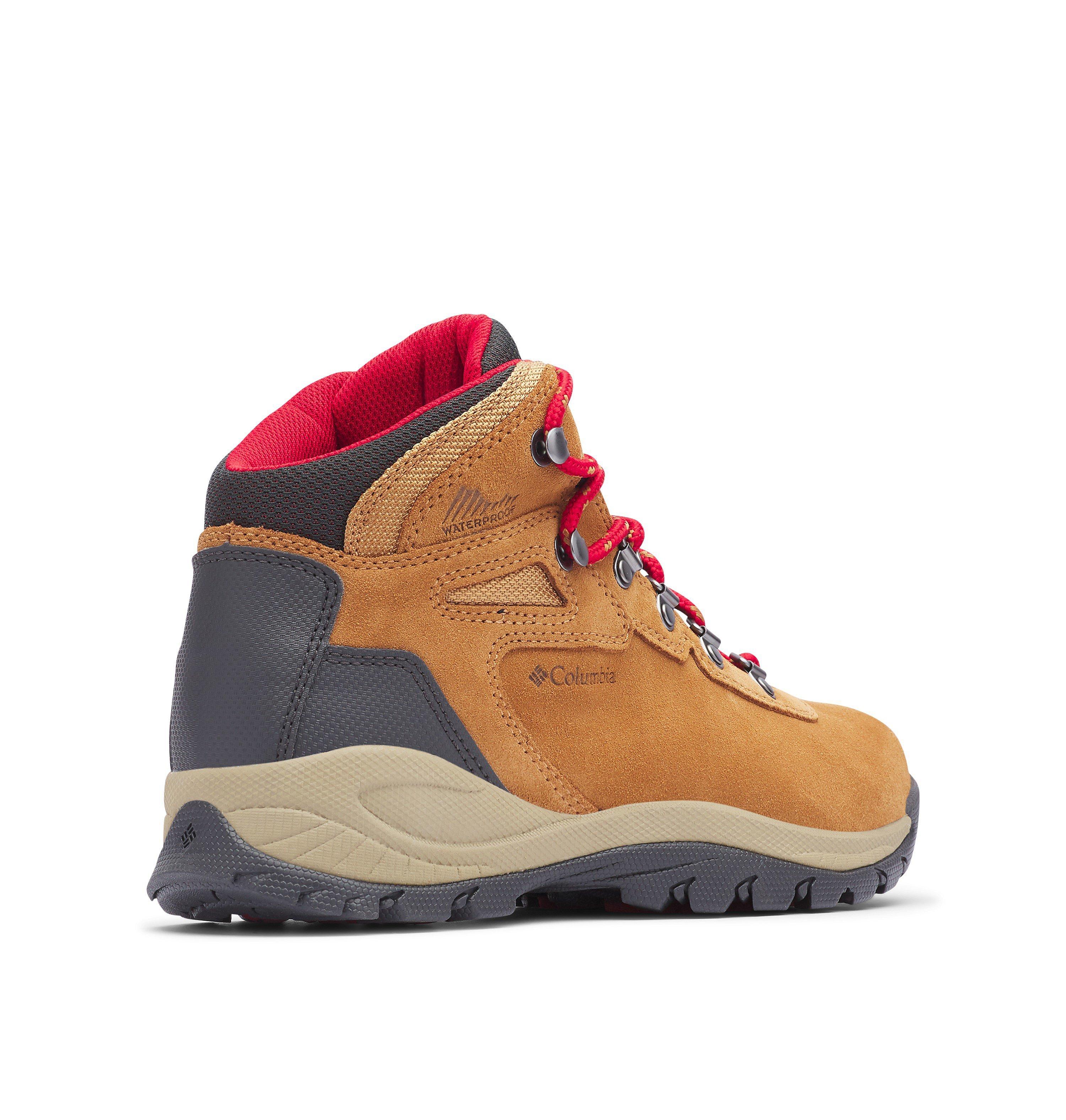 Women’s Newton Ridge Plus Waterproof Amped Hiking Boot 9