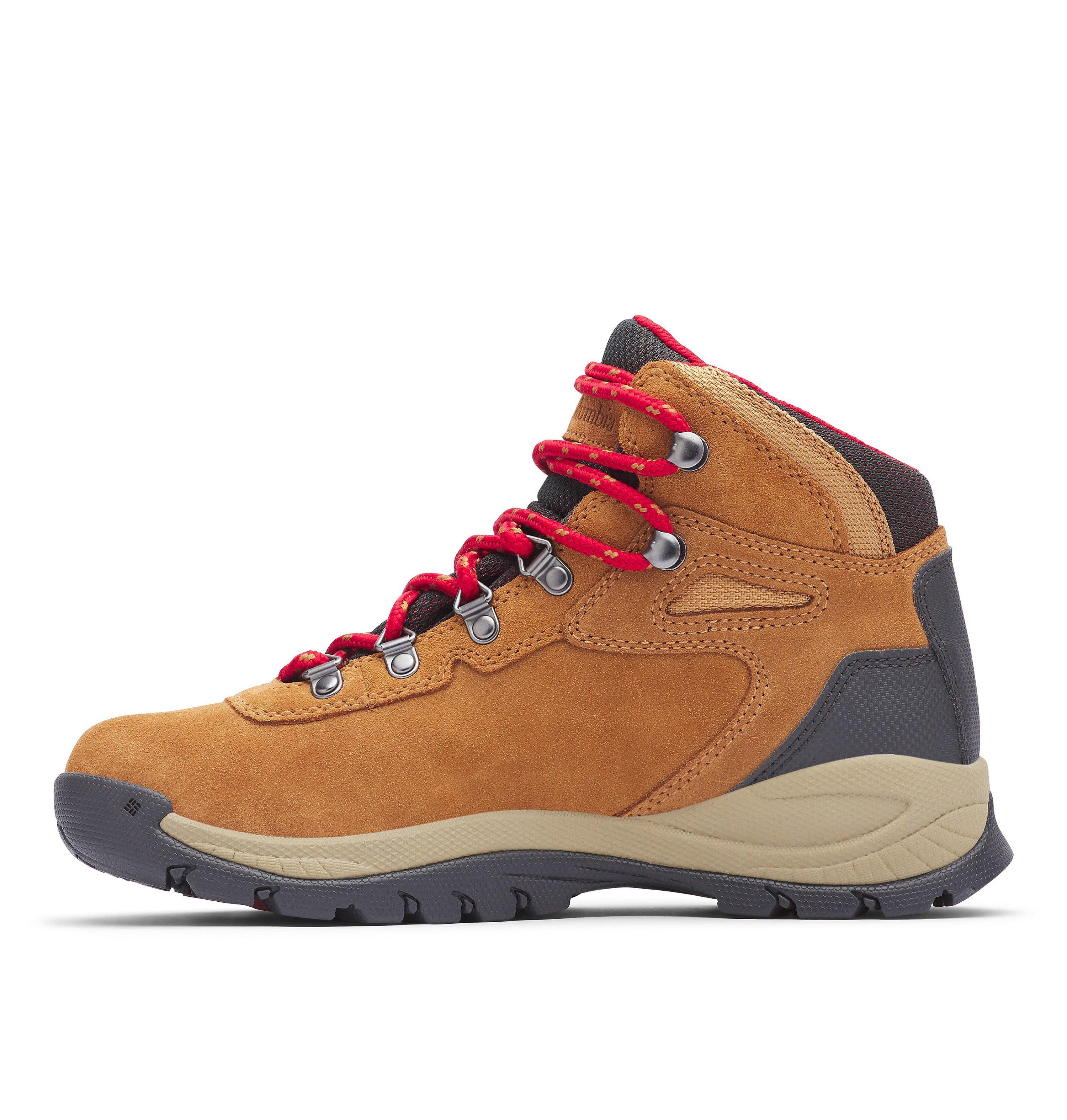 Women’s Newton Ridge Plus Waterproof Amped Hiking Boot 5
