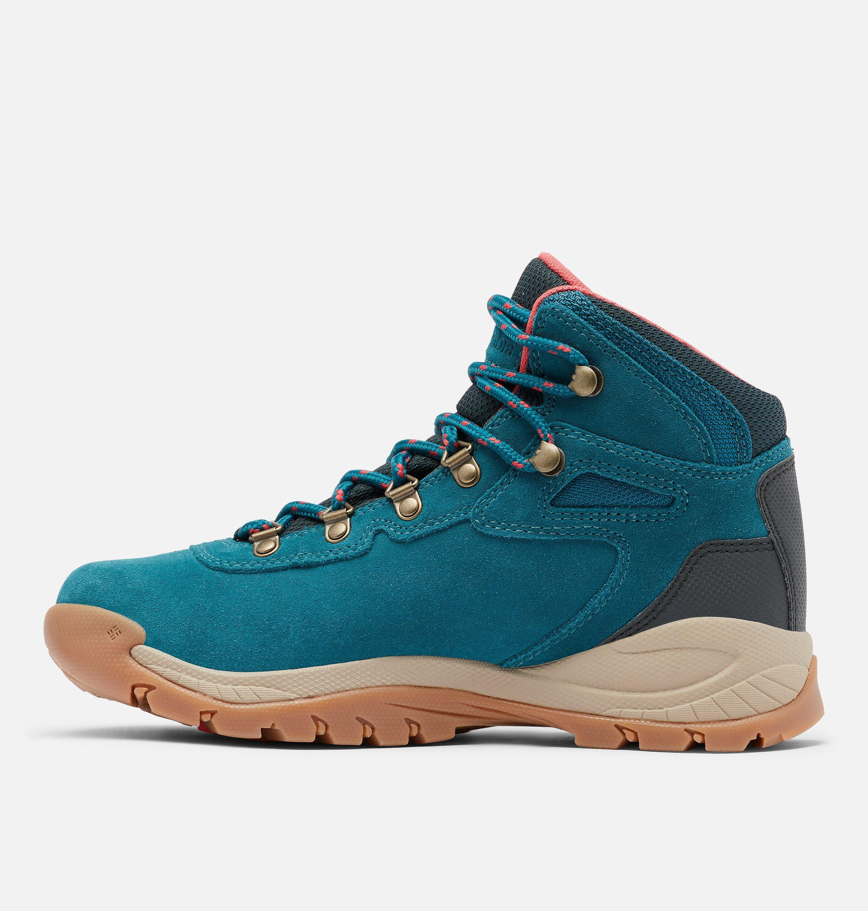Women’s Newton Ridge Plus Waterproof Amped Hiking Boot 5