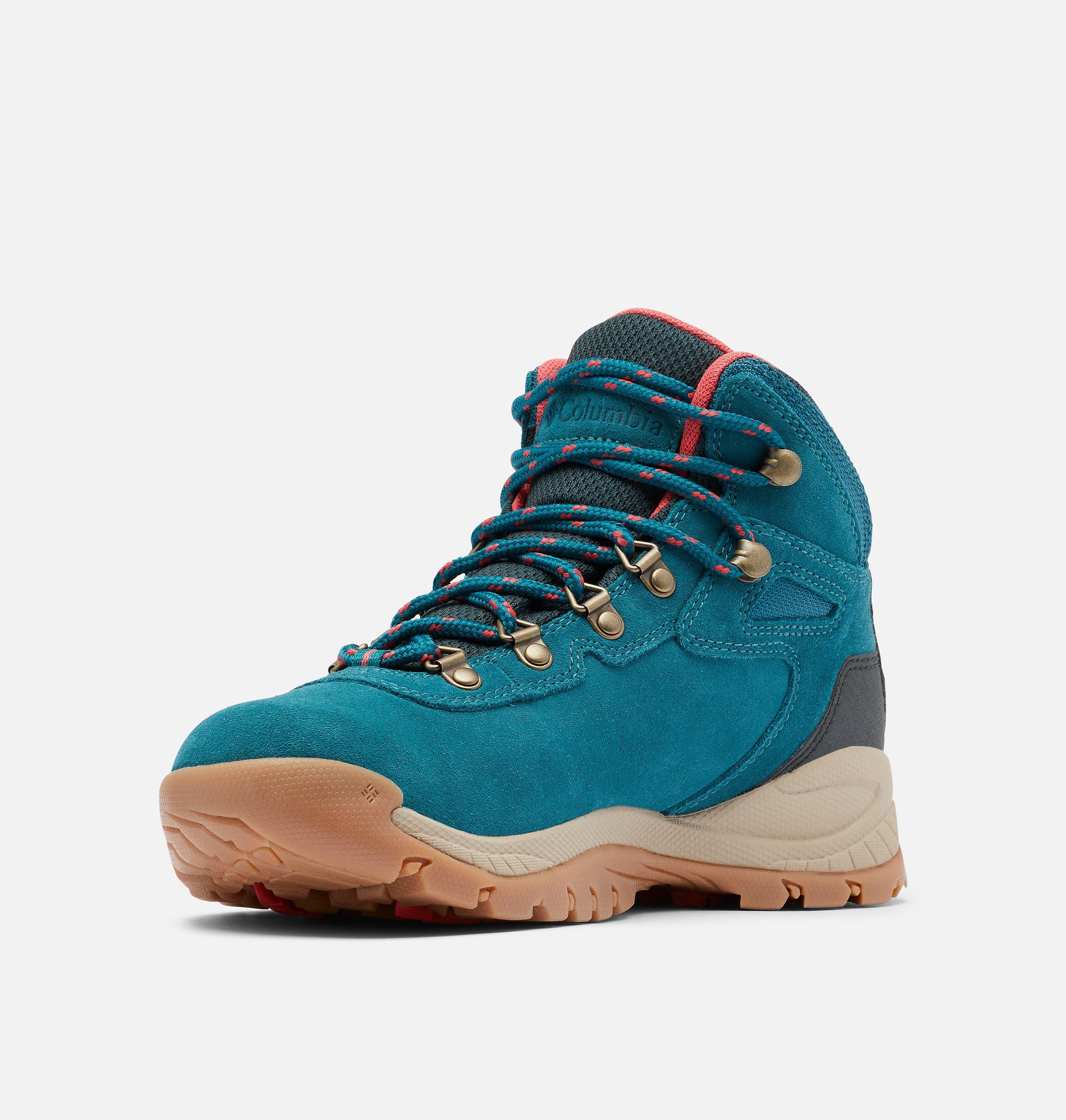 Women’s Newton Ridge Plus Waterproof Amped Hiking Boot 6