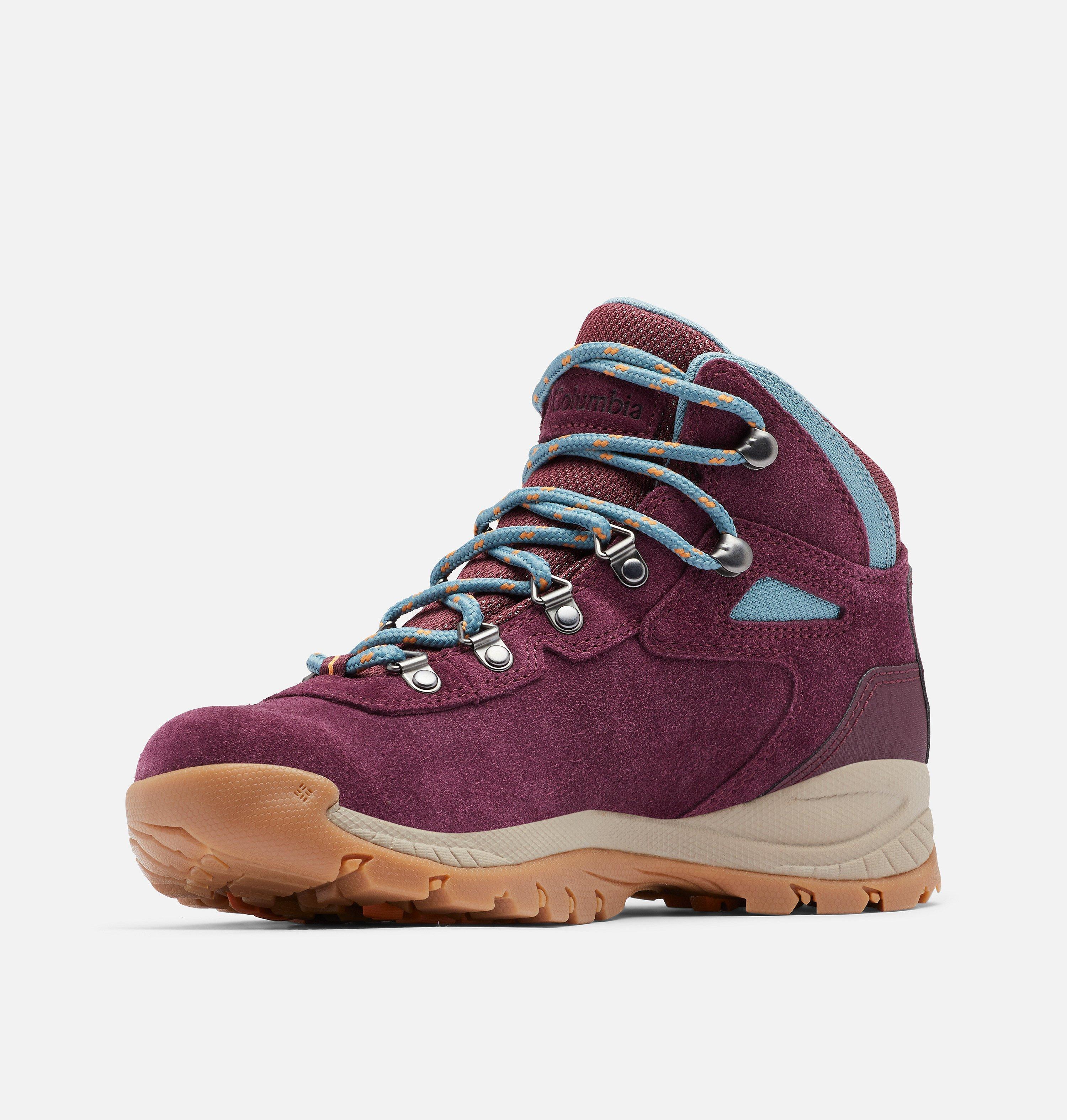 Women’s Newton Ridge Plus Waterproof Amped Hiking Boot 6
