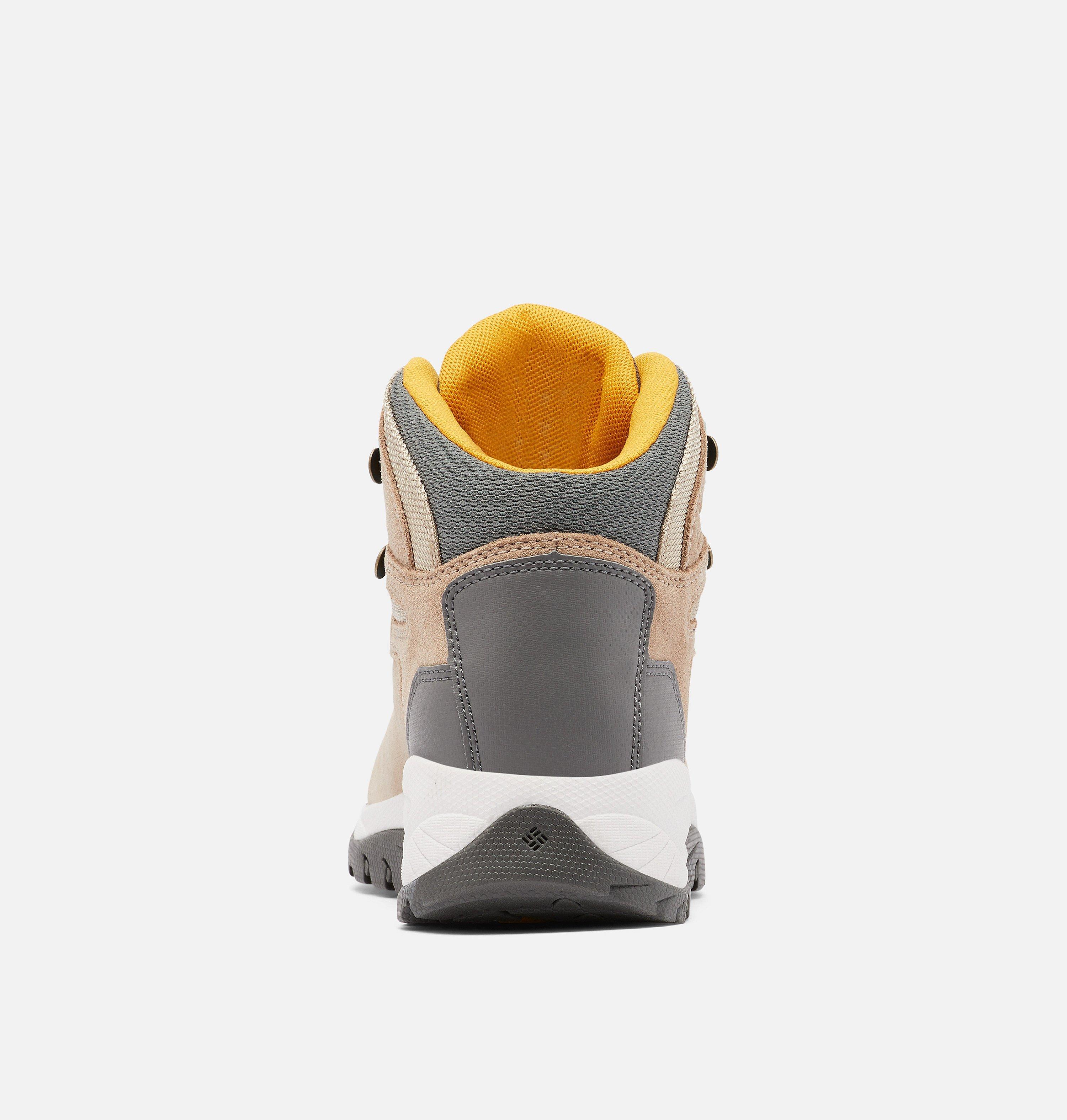 Women’s Newton Ridge Plus Waterproof Amped Hiking Boot - Wide 8
