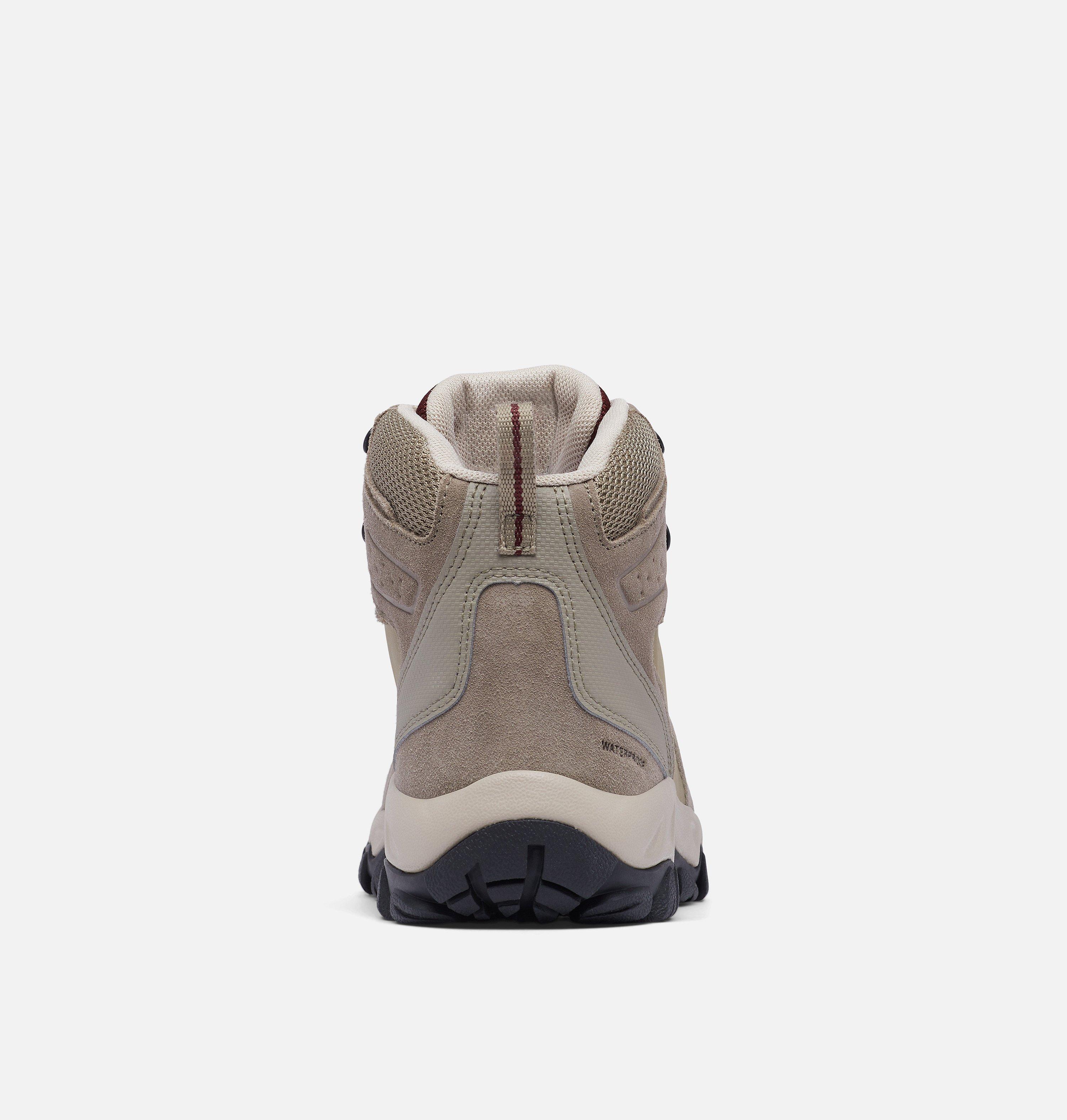 Men's Newton Ridge Plus II Suede Waterproof Hiking Boot - Wide 8