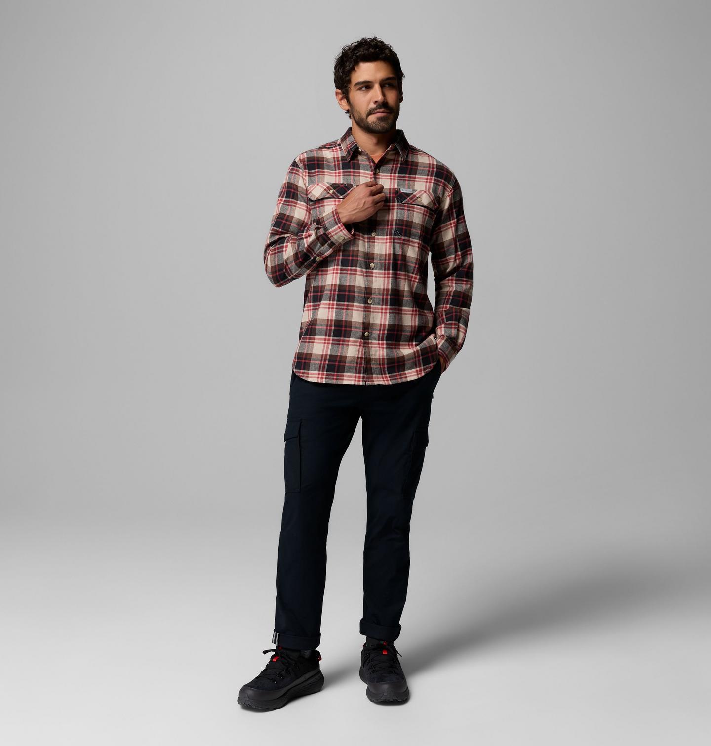 Мужская рубашка Columbia Flare Gun Stretch Flannel, цвет: Серо-бежевый / В клетку, вариант 1 — фото 2