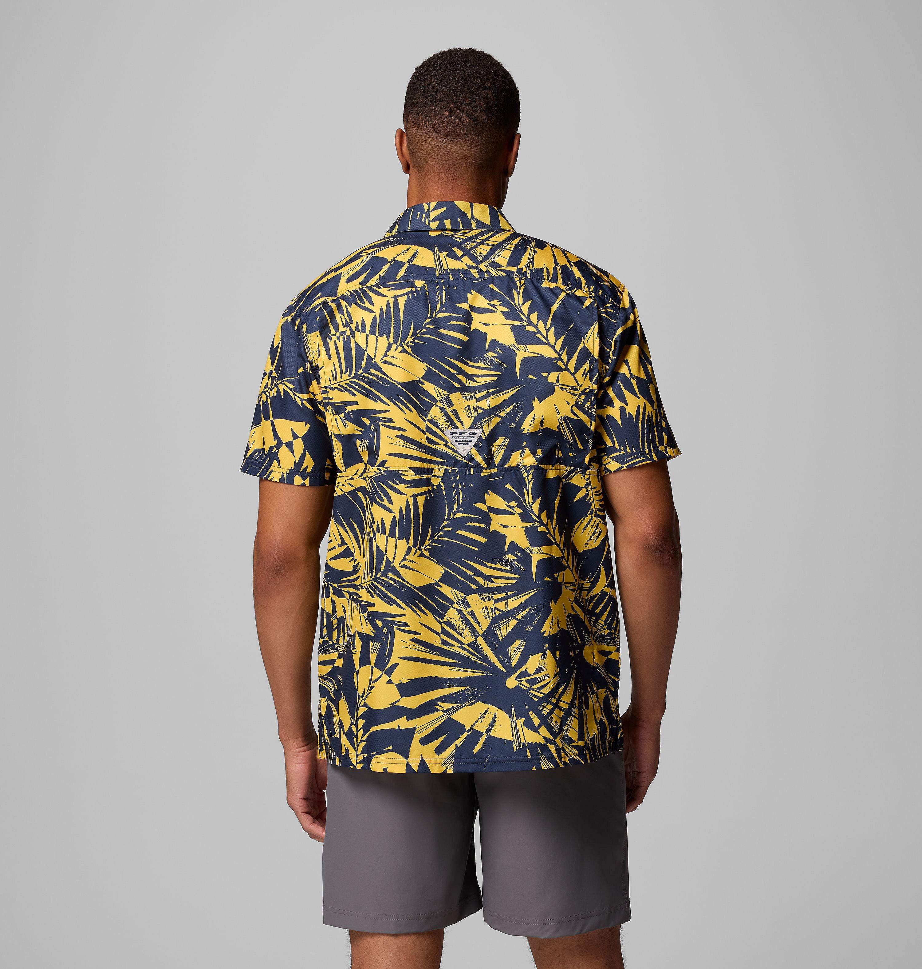 Men's Collegiate PFG Super Slack Tide Shirt - Michigan 3