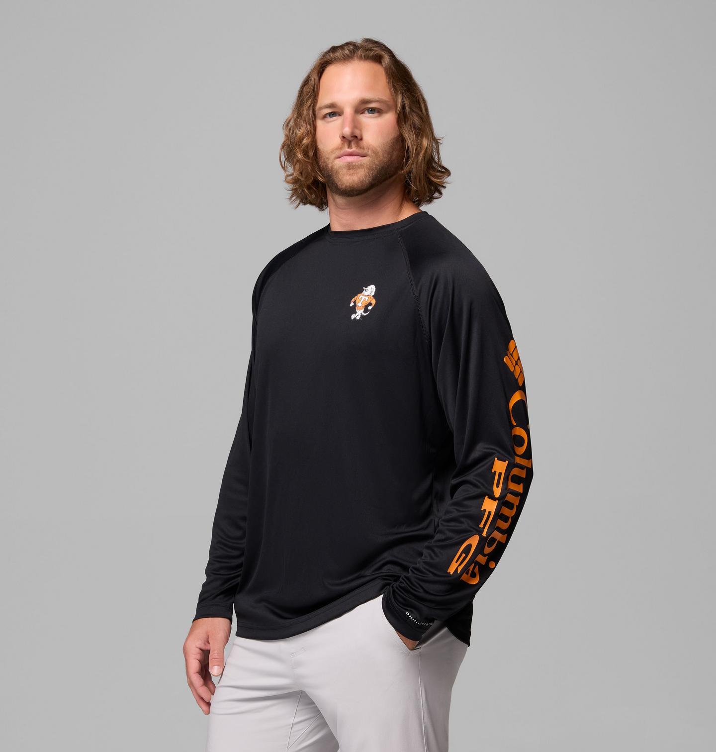 Мужская рубашка Columbia Collegiate PFG Terminal Tackle Long Sleeve Shirt - Tennessee, цвет: Чёрный — фото 4
