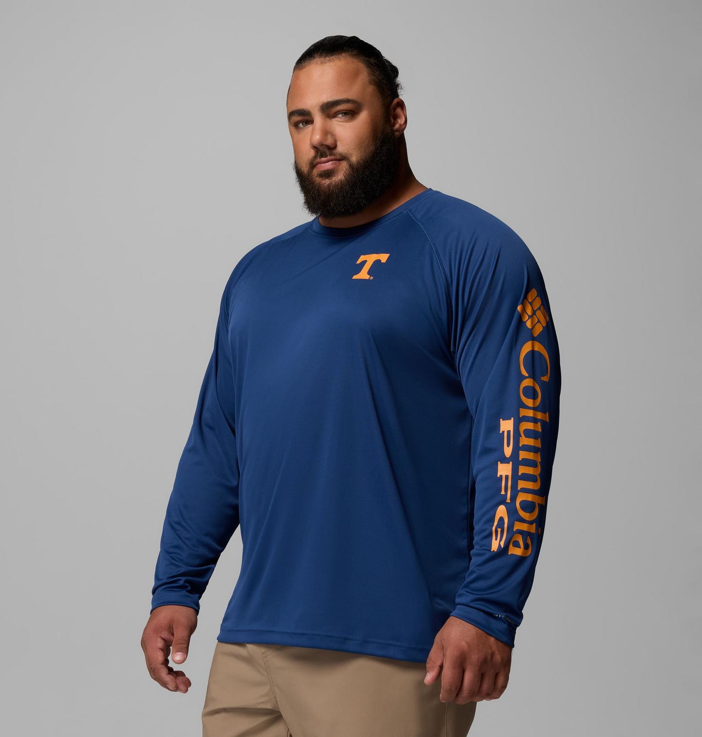 Мужская рубашка Columbia Collegiate PFG Terminal Tackle Long Sleeve Shirt - Big - Tennessee, цвет: Карбоновый — фото 4