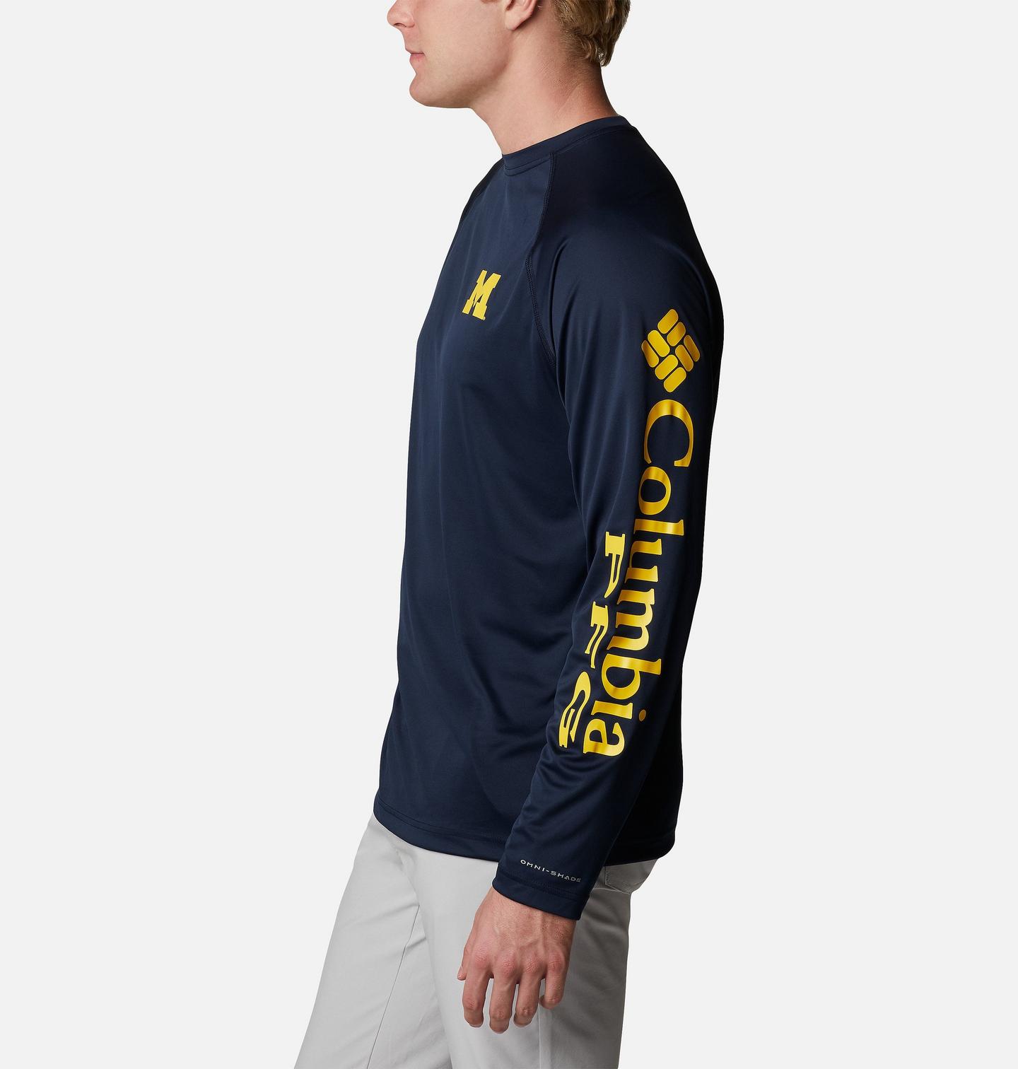 Мужская рубашка Columbia Collegiate PFG Terminal Tackle Long Sleeve - Tall - Michigan, цвет: Тёмно-синий / Жёлтый — фото 3