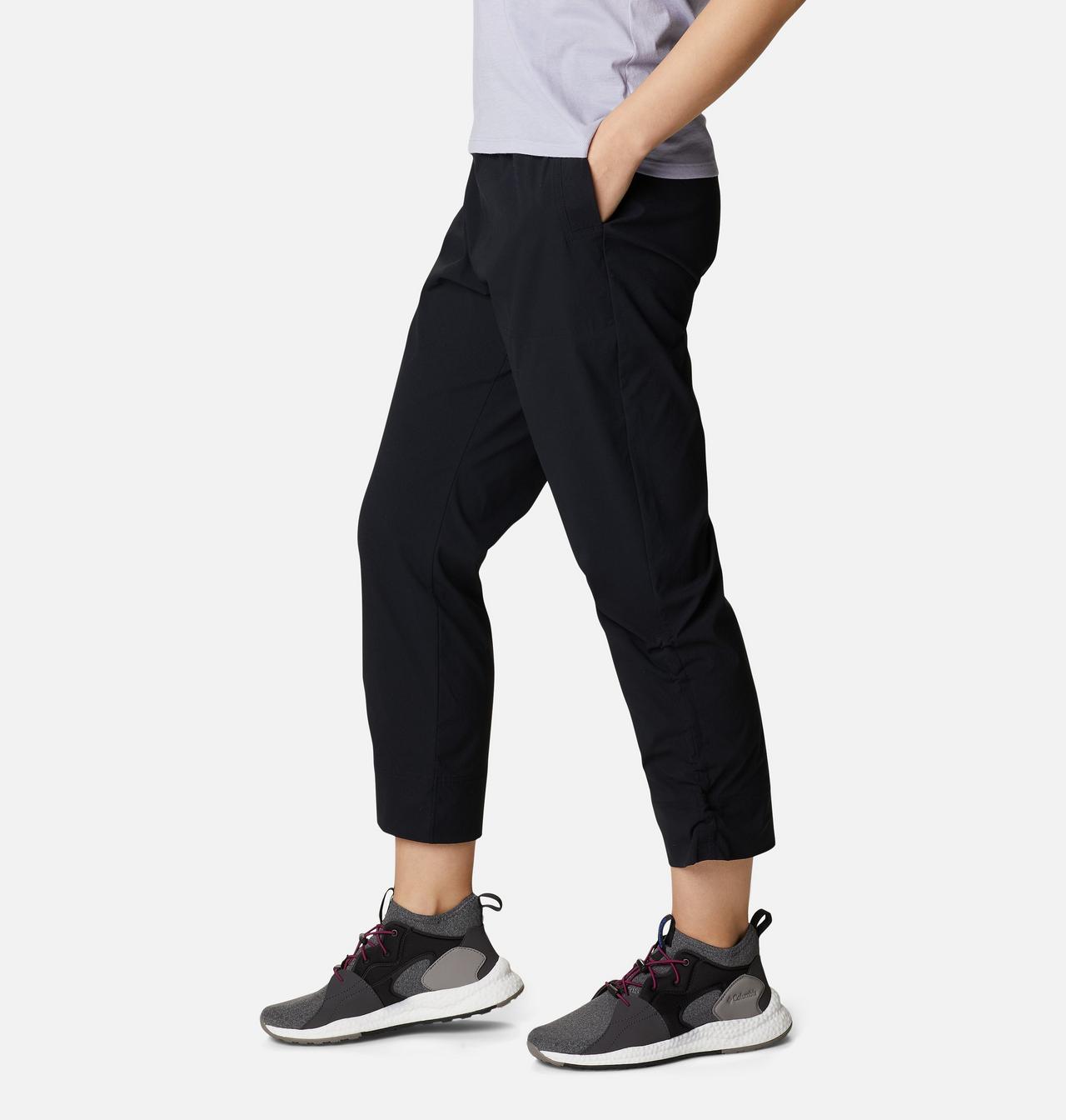 Women's Uptown Crest™ Joggers 3
