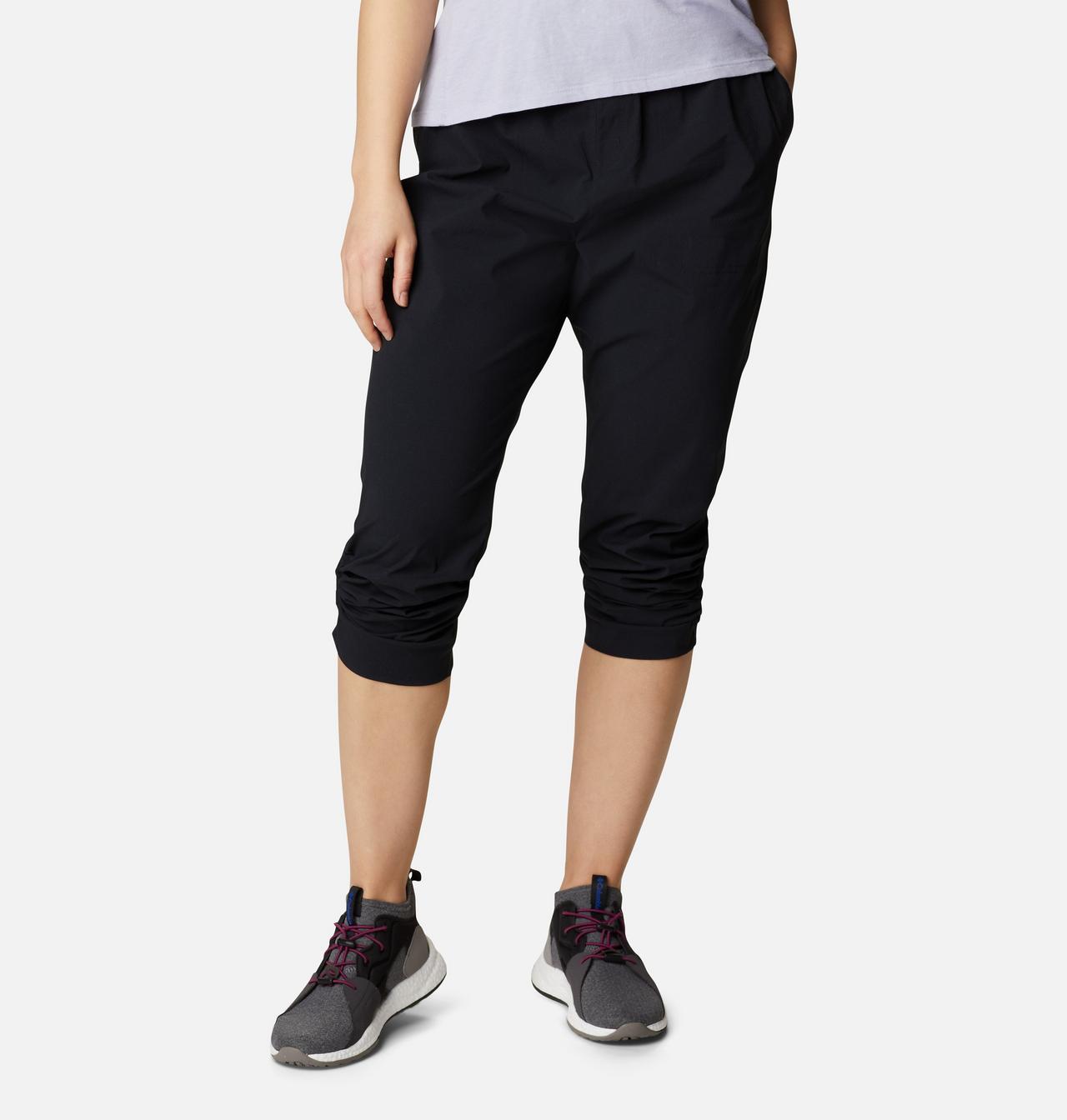 Women's Uptown Crest™ Joggers 7