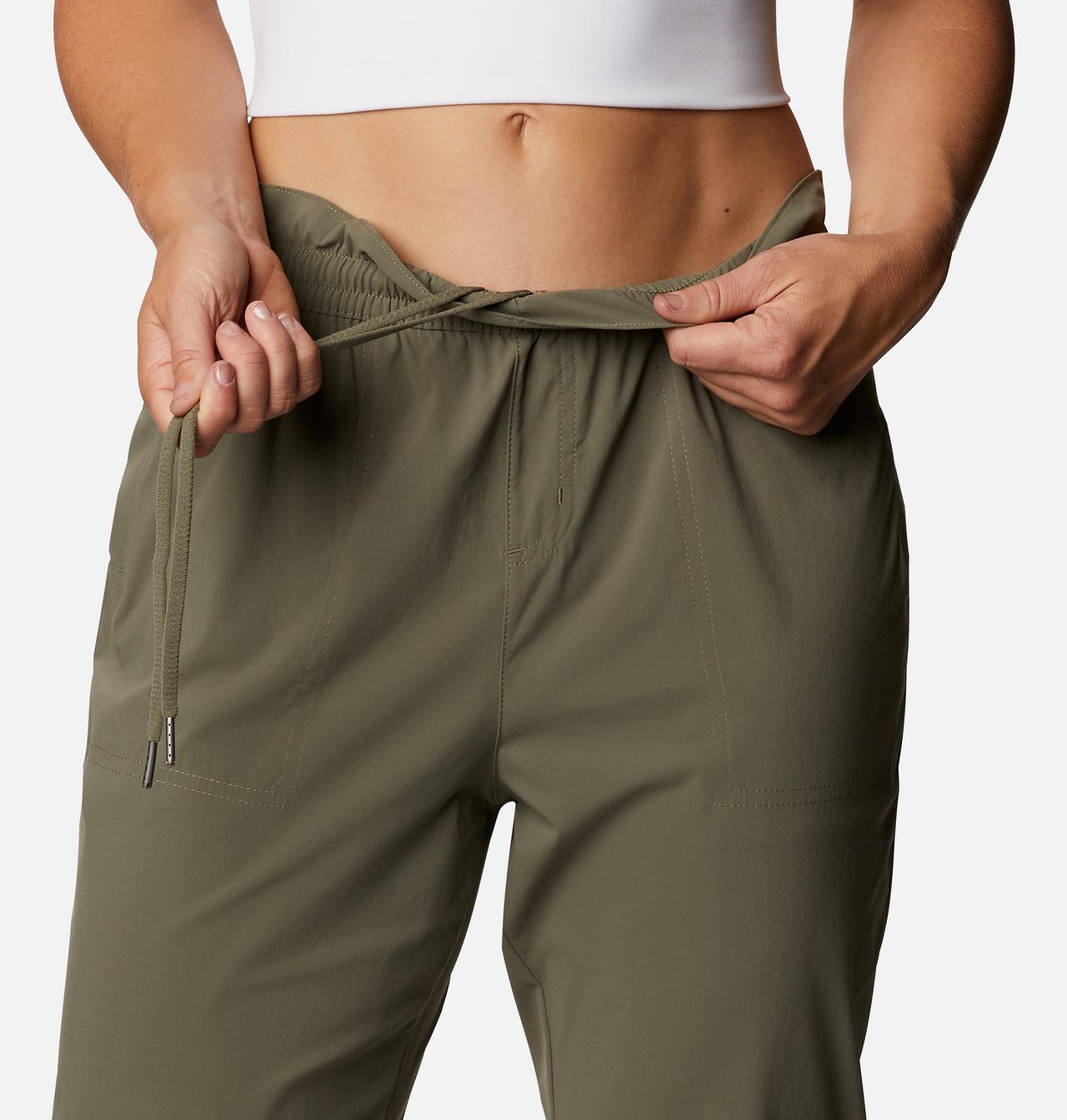 Women's Uptown Crest™ Joggers 4