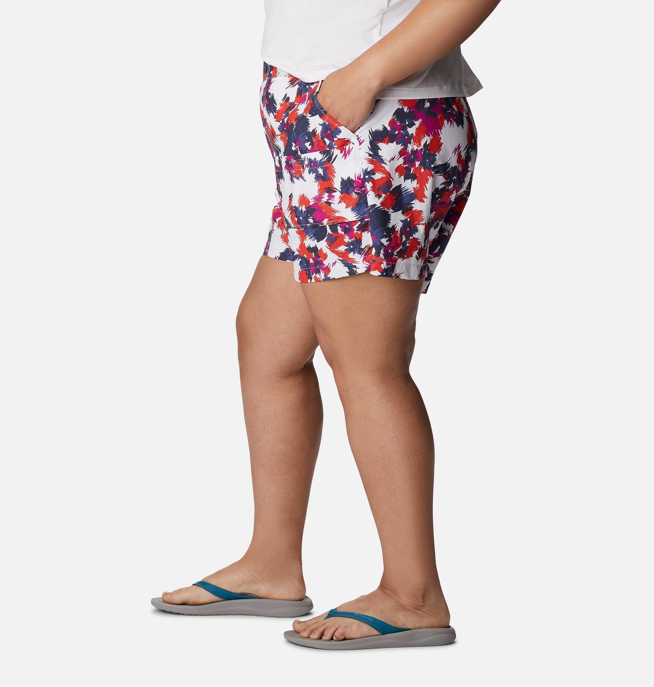 Women's Summerdry™ Cargo Shorts - Plus Size 3