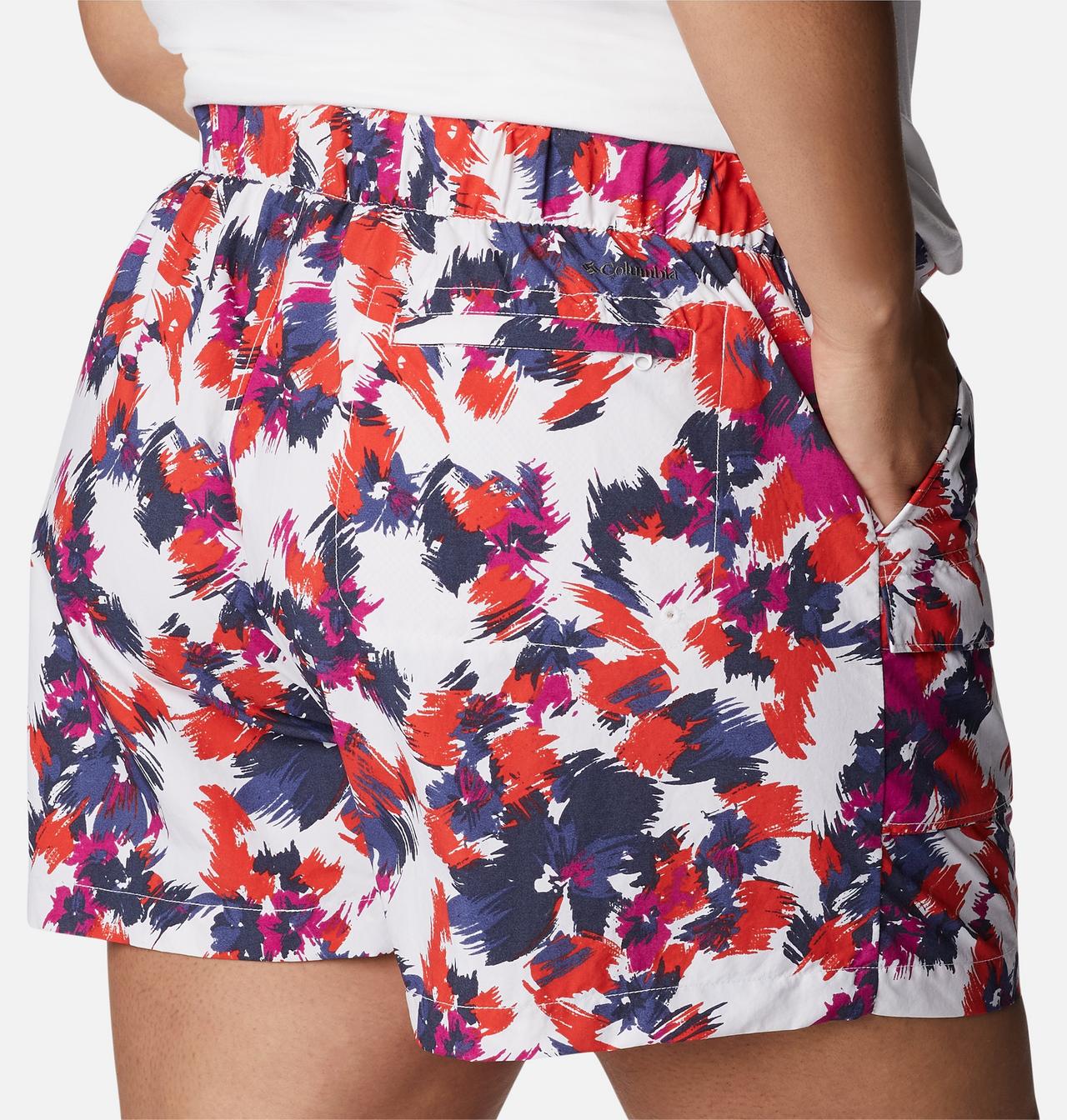 Women's Summerdry™ Cargo Shorts - Plus Size 5