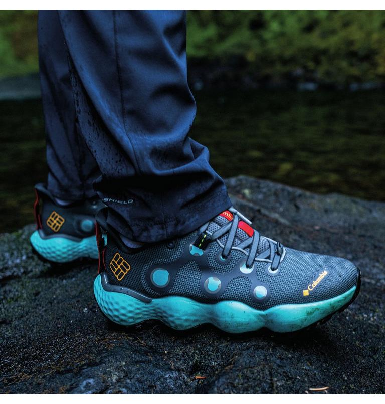 Women’s Escape Thrive Ultra Hiking Shoe, Color: Monument, Mango, image 10