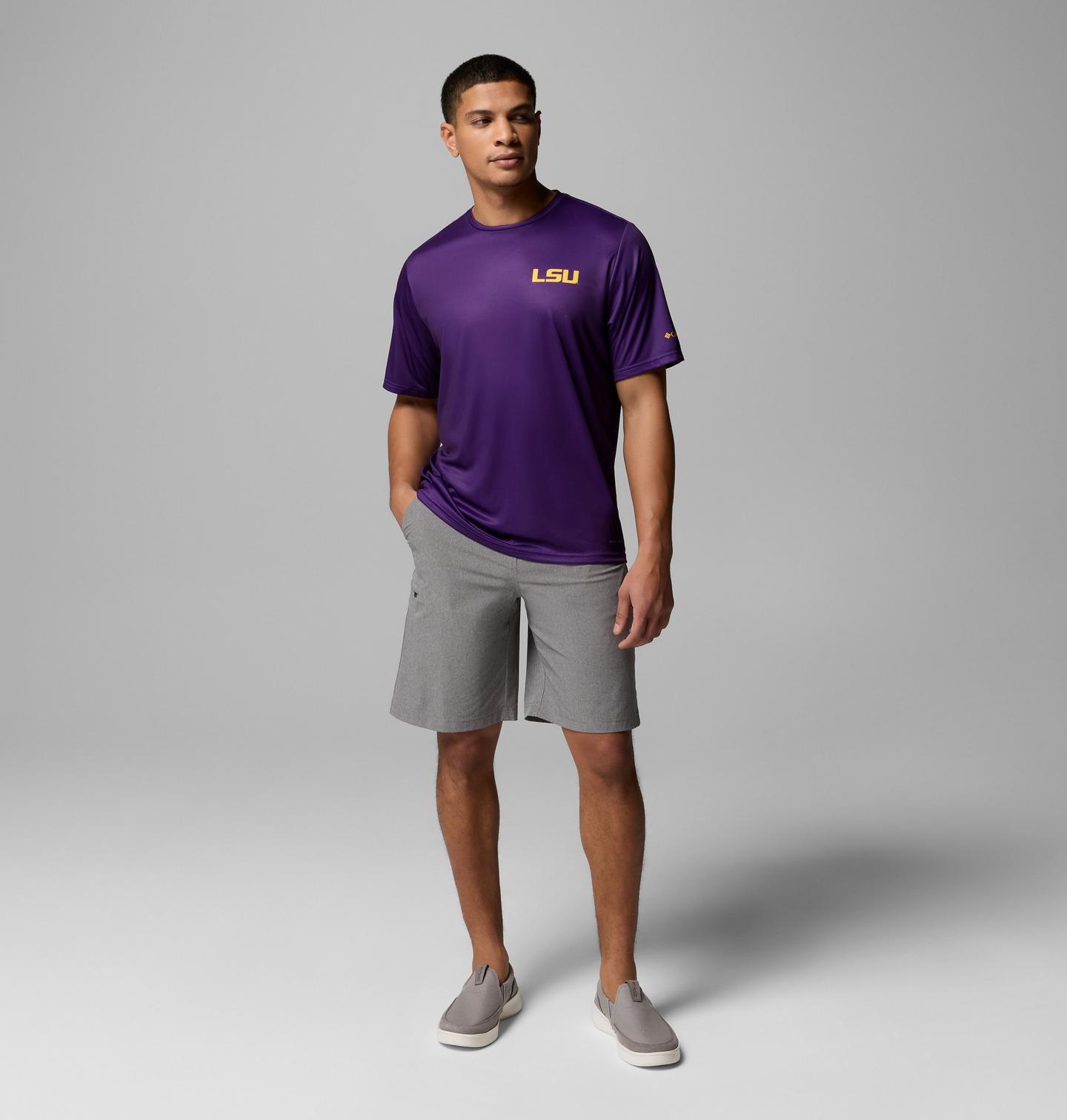 Мужская рубашка Columbia Collegiate PFG Terminal Tackle Short Sleeve Shirt - LSU, цвет: Яркий фиолетовый — фото 2
