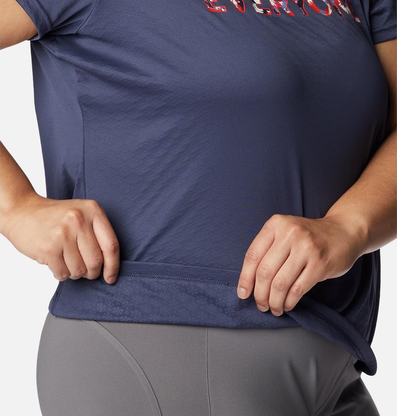 Women's Cirro Ice™ Graphic Short Sleeve Crew Shirt - Plus Size 5