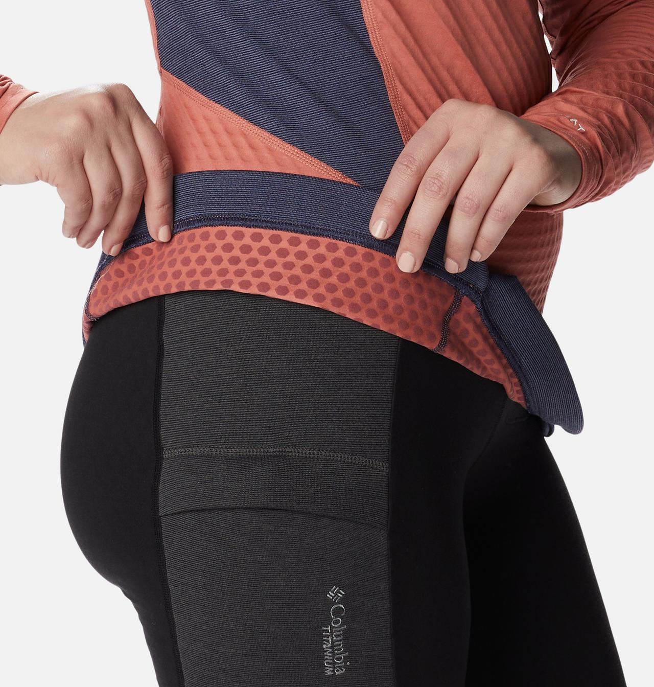 Women's Titan Pass™ Helix™ Quarter Zip Pullover 8