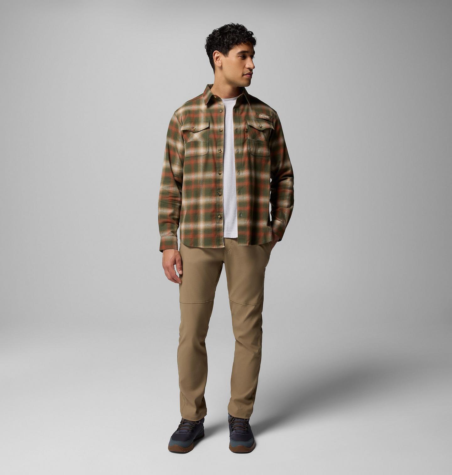 Мужская рубашка Columbia PHG Roughtail Stretch Flannel Long Sleeve, цвет: Зелёный клетчатый — фото 2
