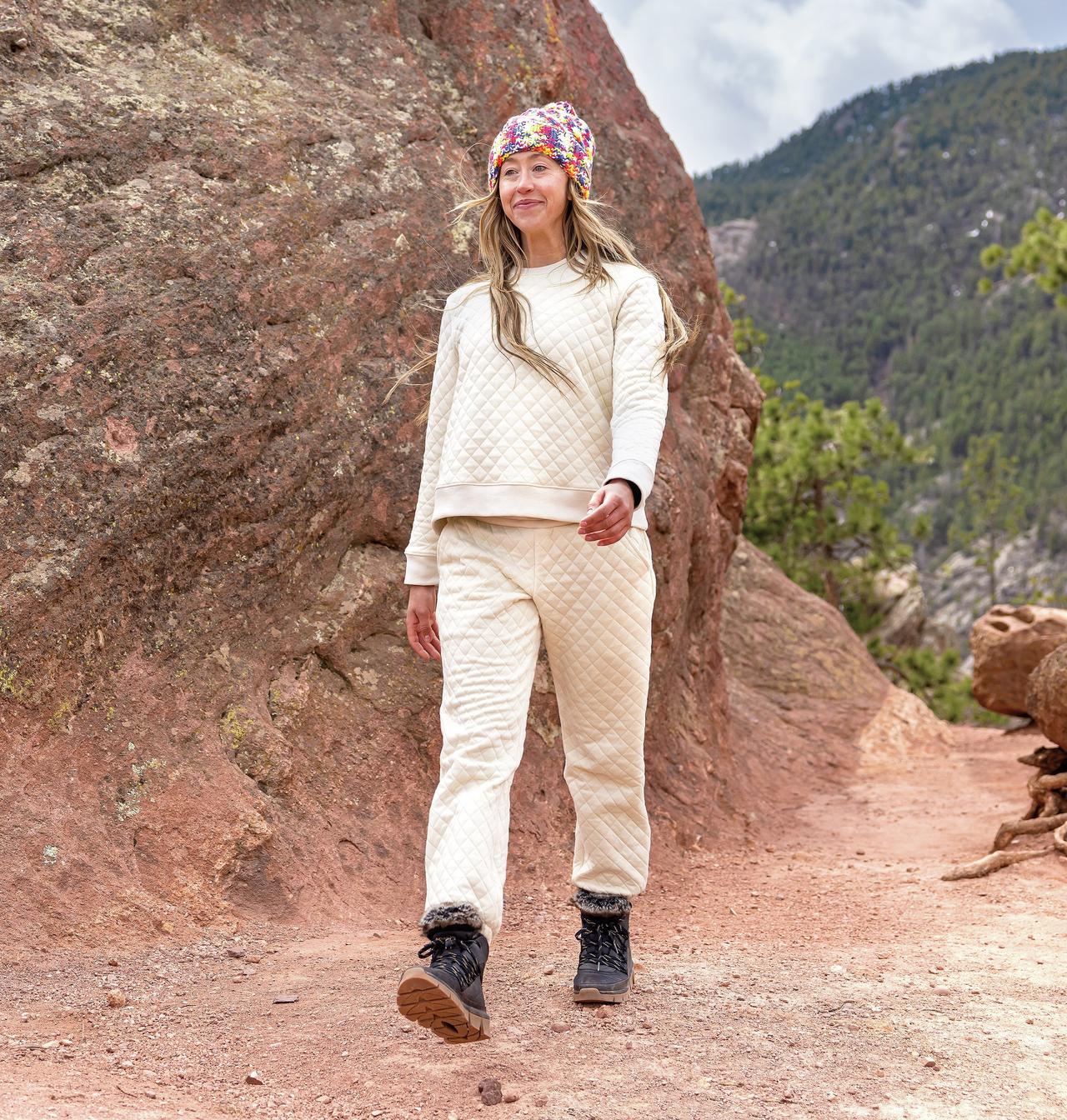 Women's Columbia Lodge™ Quilted Joggers 8