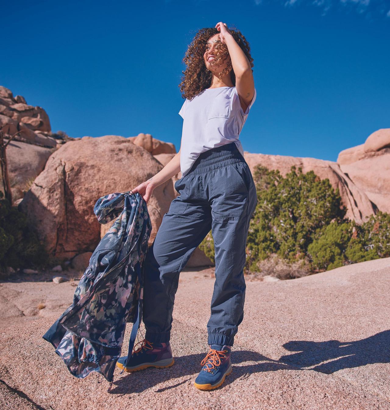 Women's Boundless Trek™ Joggers 7