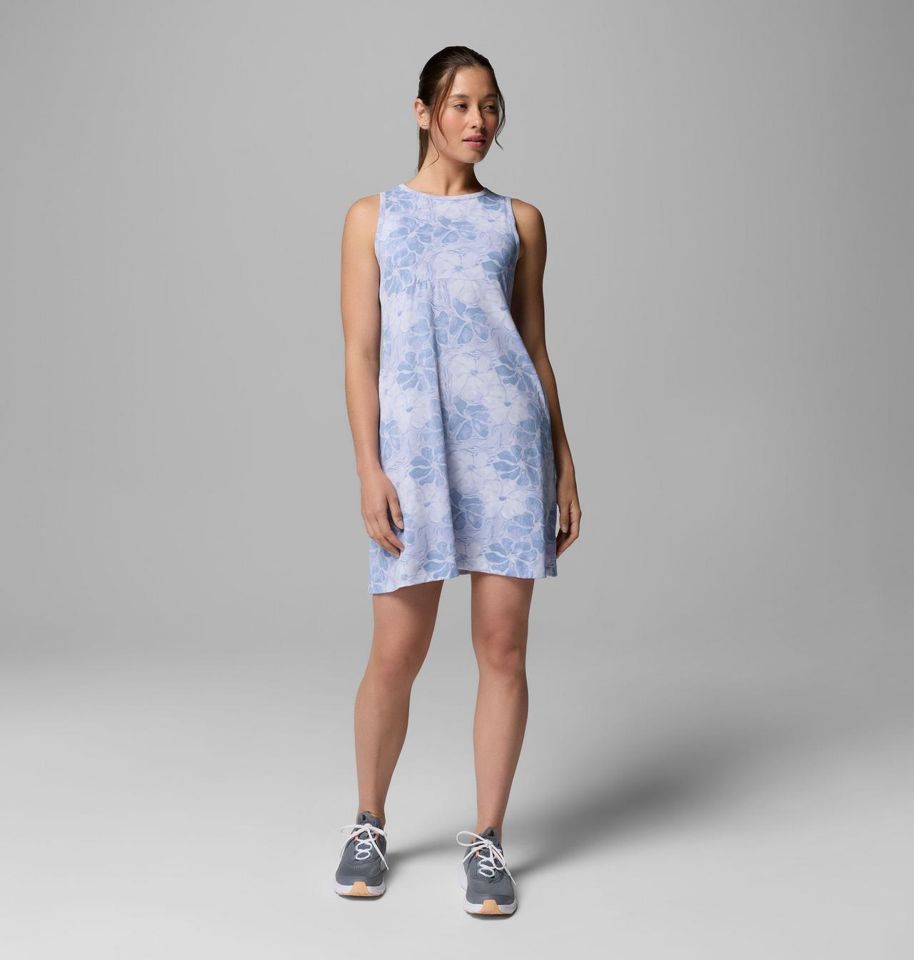 { "modelCode": "5607", "variantUPC": "198711782282" } 1