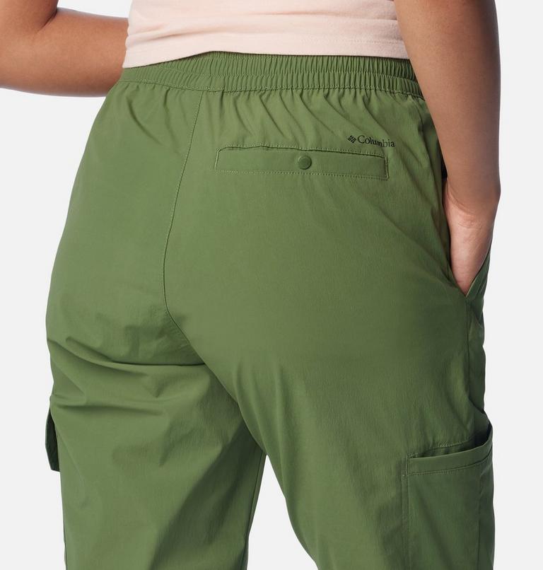 Women's Boundless Trek Pleated Casual Trousers, Color: Canteen, image 5