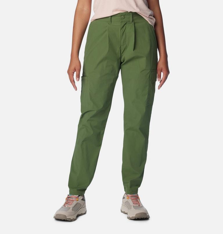 Women's Boundless Trek Pleated Casual Trousers, Color: Canteen, image 1