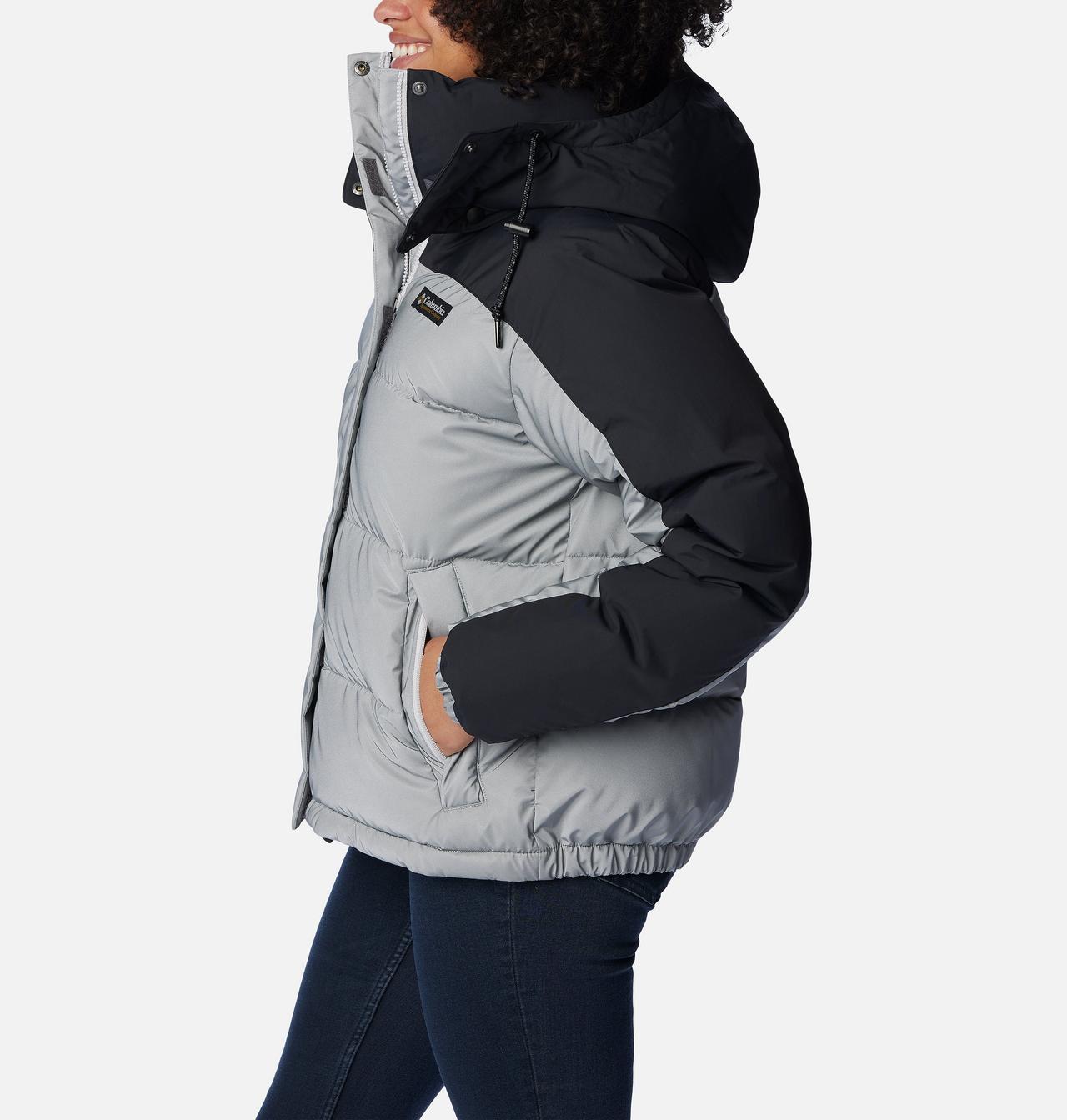 Women's Snowqualmie™ Jacket 3